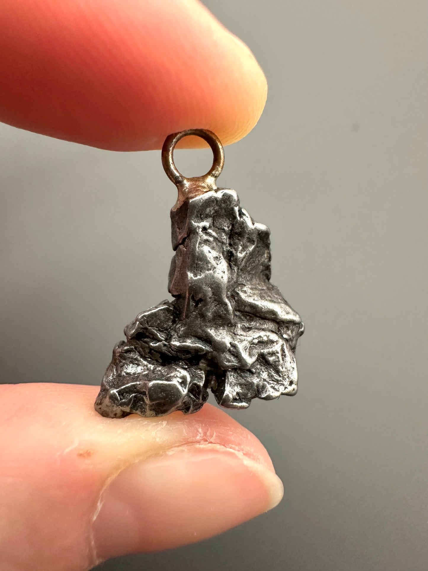 Pendente con meteorite ferroso – P/ZM006