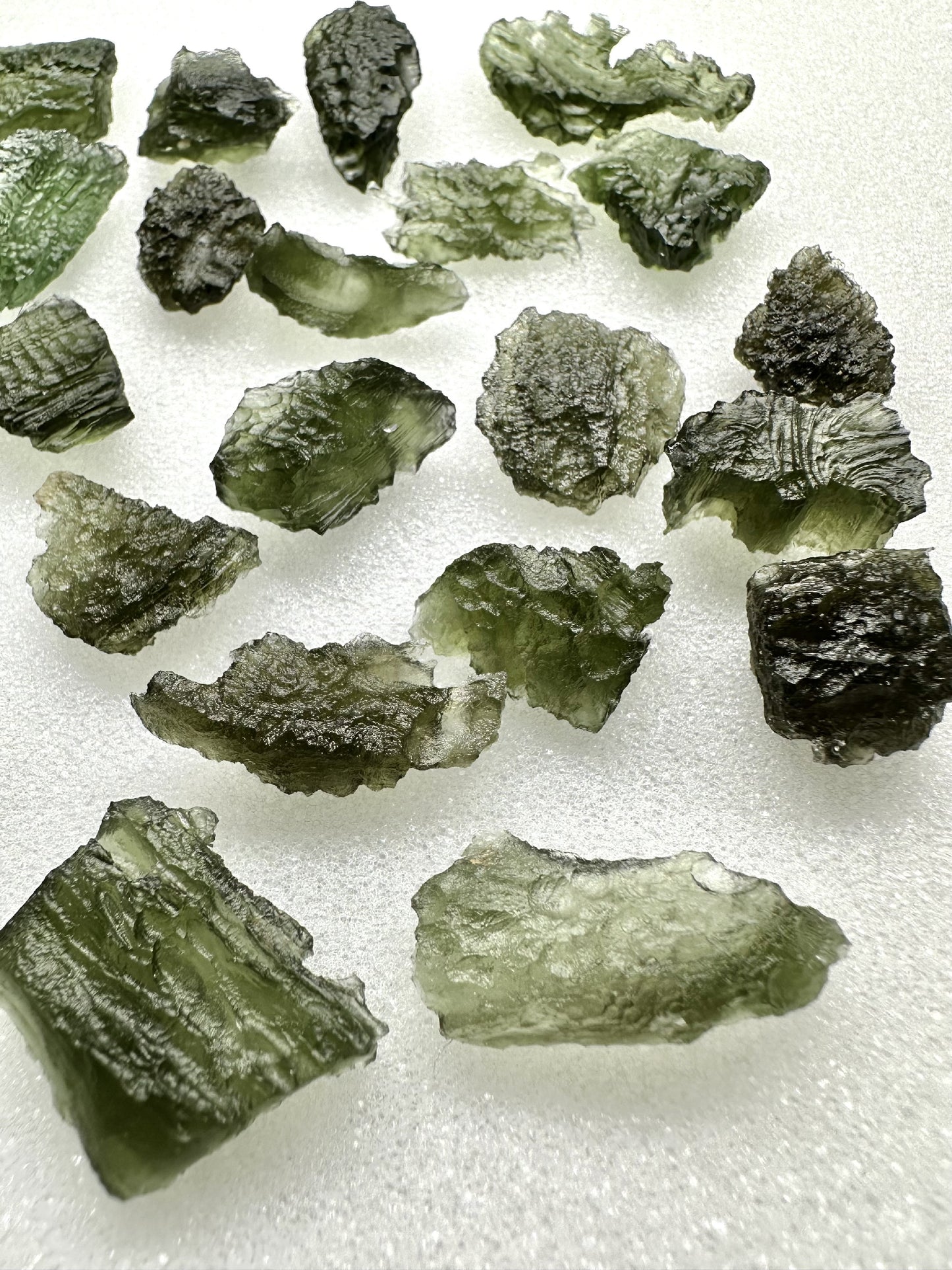 Frammenti di Moldavite – 50g – VV02