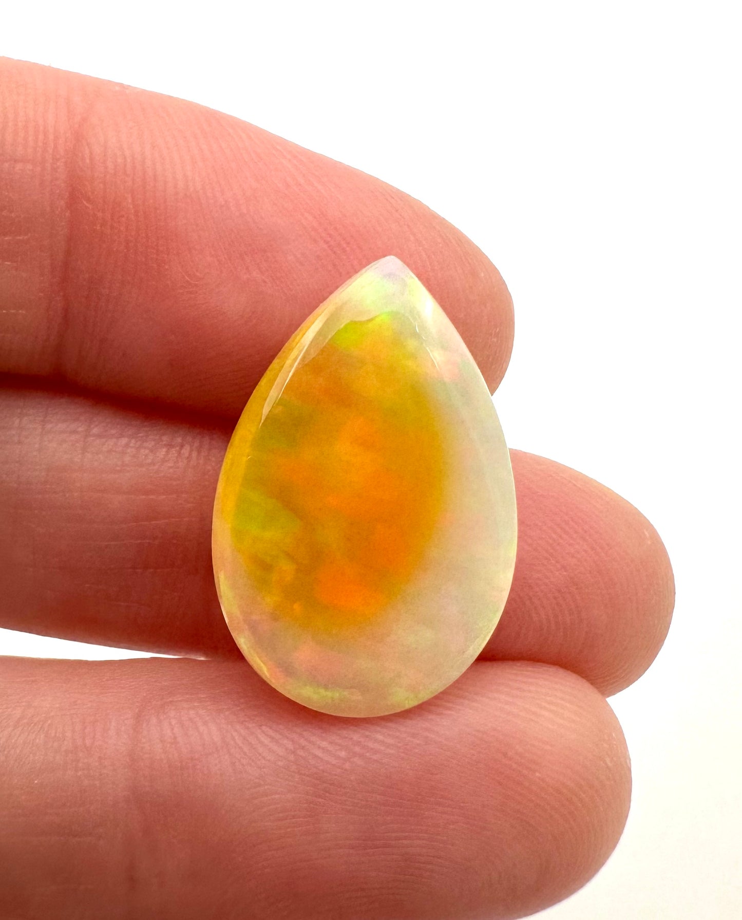 Opale Prezioso – Cabochon – Welo, Ethiopia – OPK009