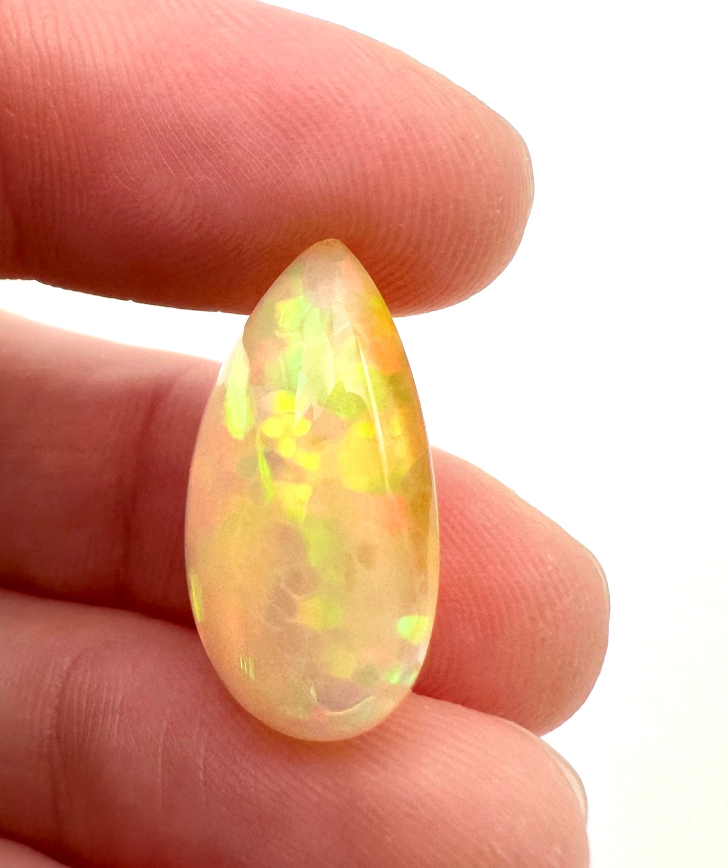 Opale Prezioso – Cabochon – Welo, Ethiopia – OPK009