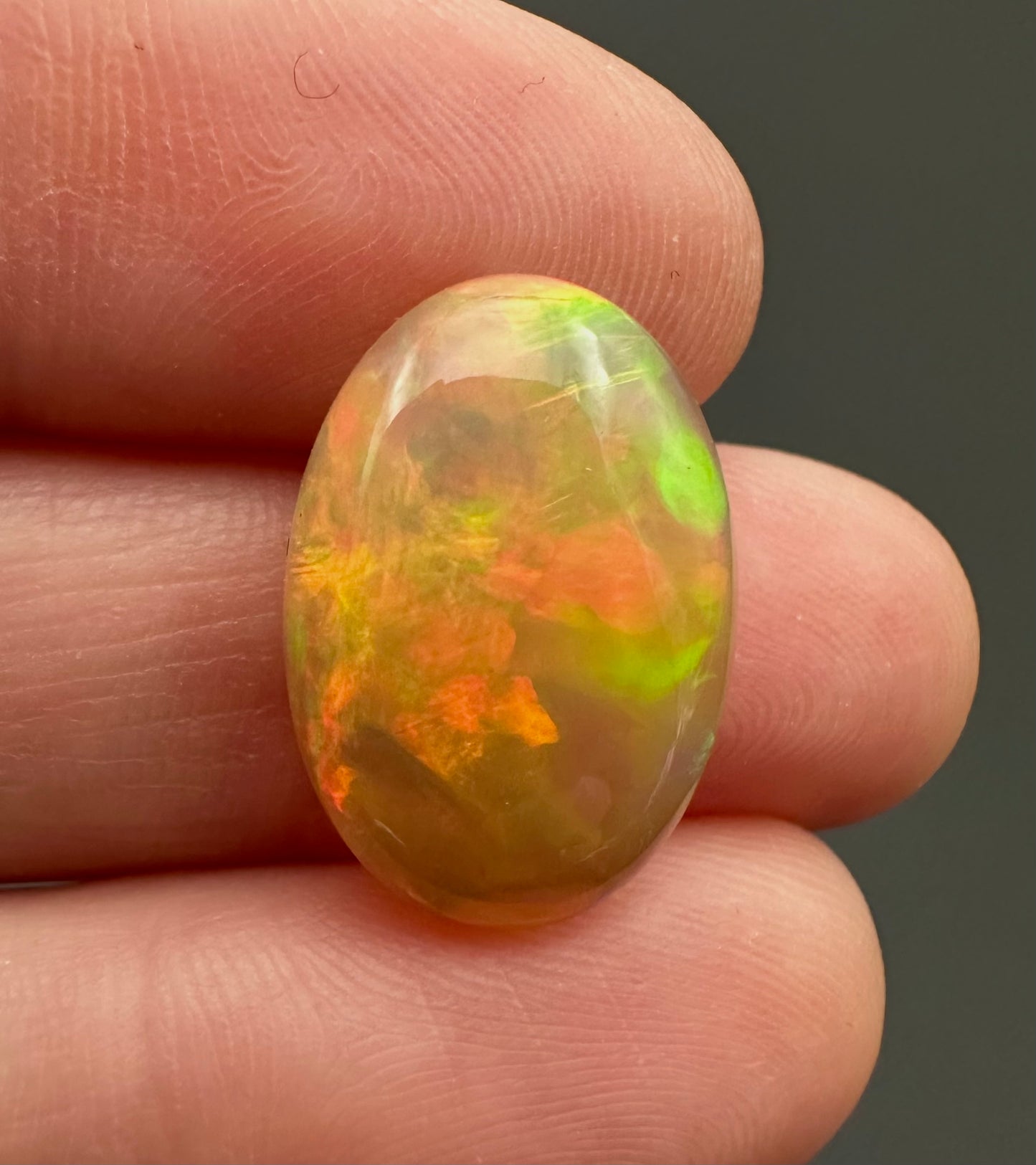 Opale Prezioso – Cabochon – Welo, Ethiopia – OPK011