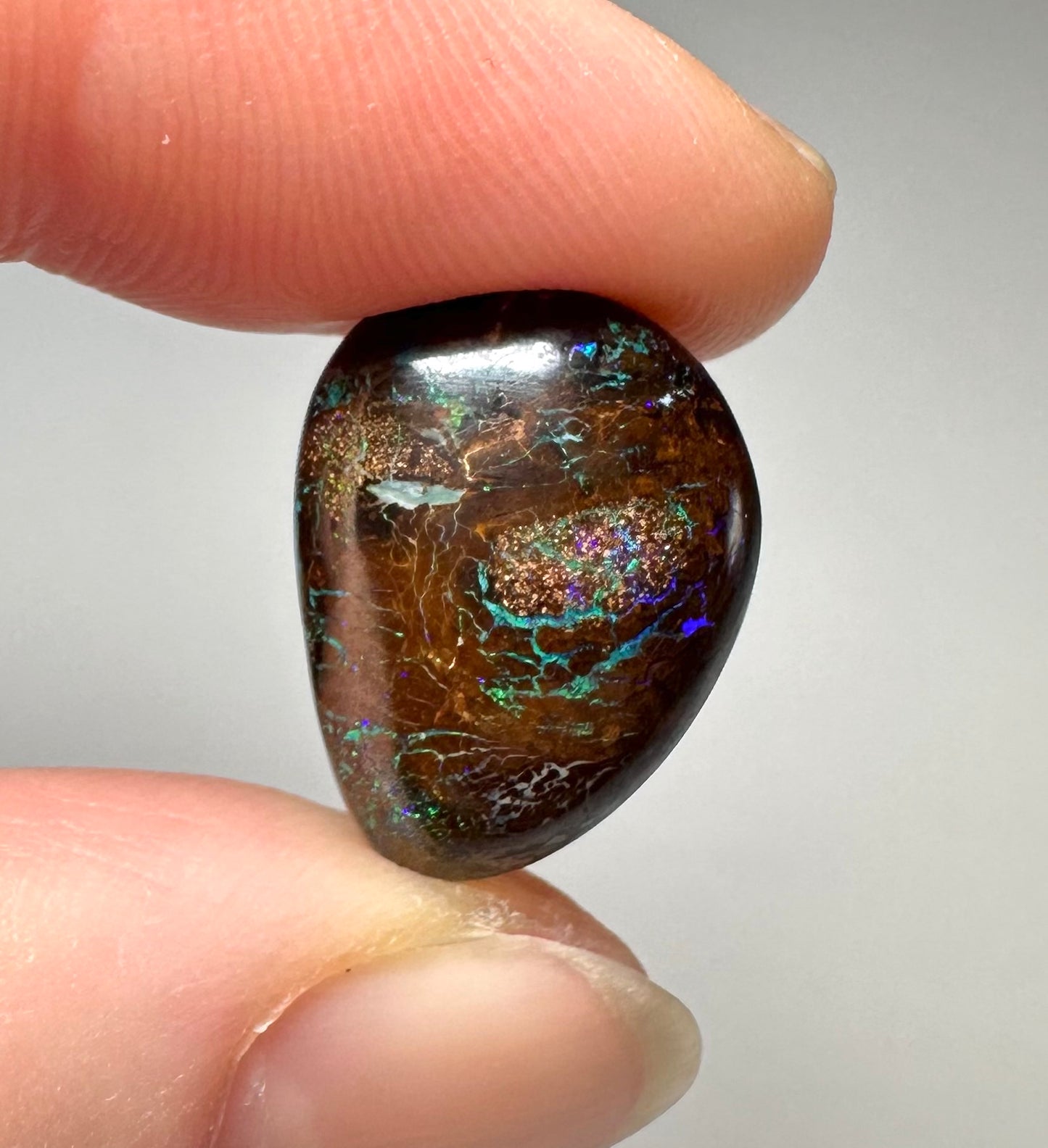 Opale Boulder – Cabochon – Australia – BO010
