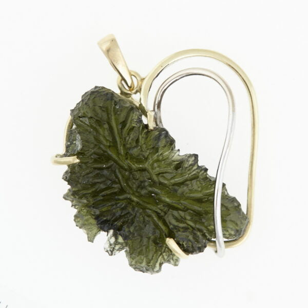 Pendente in oro con a moldavite cuore 7783