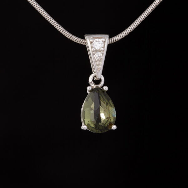 Pendente in argento con moldavite e zirconi 1019