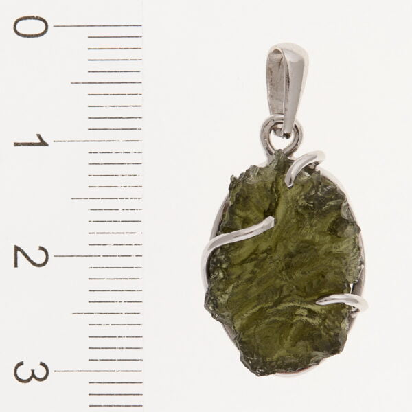 Pendente in oro con a moldavite 7839
