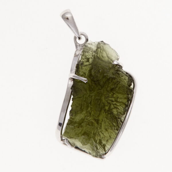 Pendente in oro con a moldavite 8314