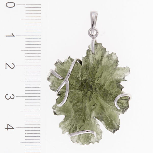 Pendente in oro con a moldavite 8585a