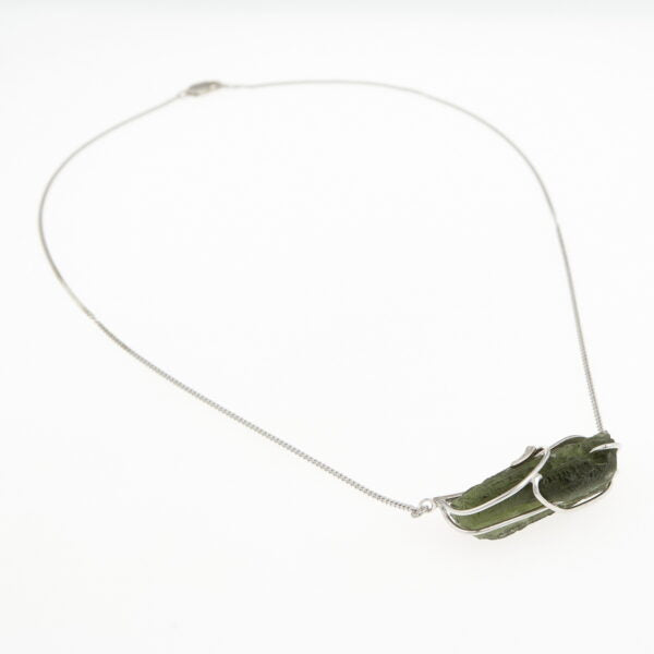 Collana d'argento con moldavite 8648