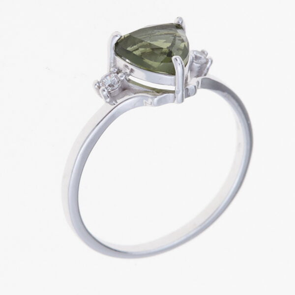 Anello in argento con moldavite e zirconi
