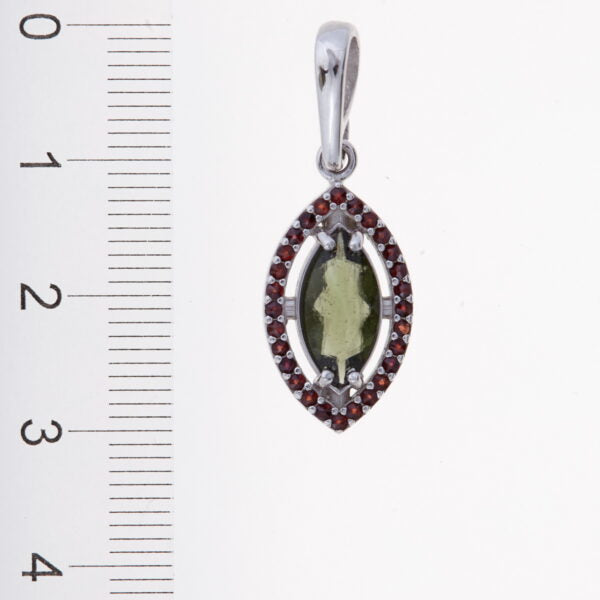 Pendente in argento con moldavite e granati 329G