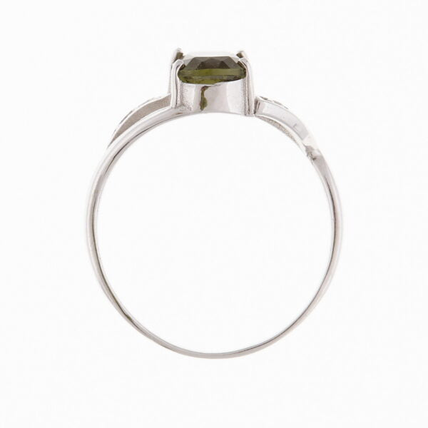 Anello in argento con moldavite e zirconi