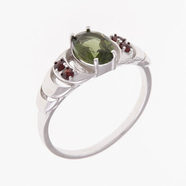 Anello in argento con moldavite e granati 608G