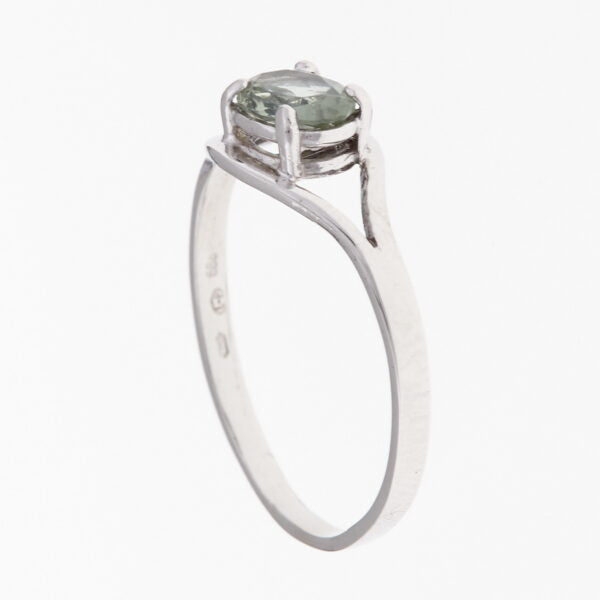Anello d'oro con moldavite 059