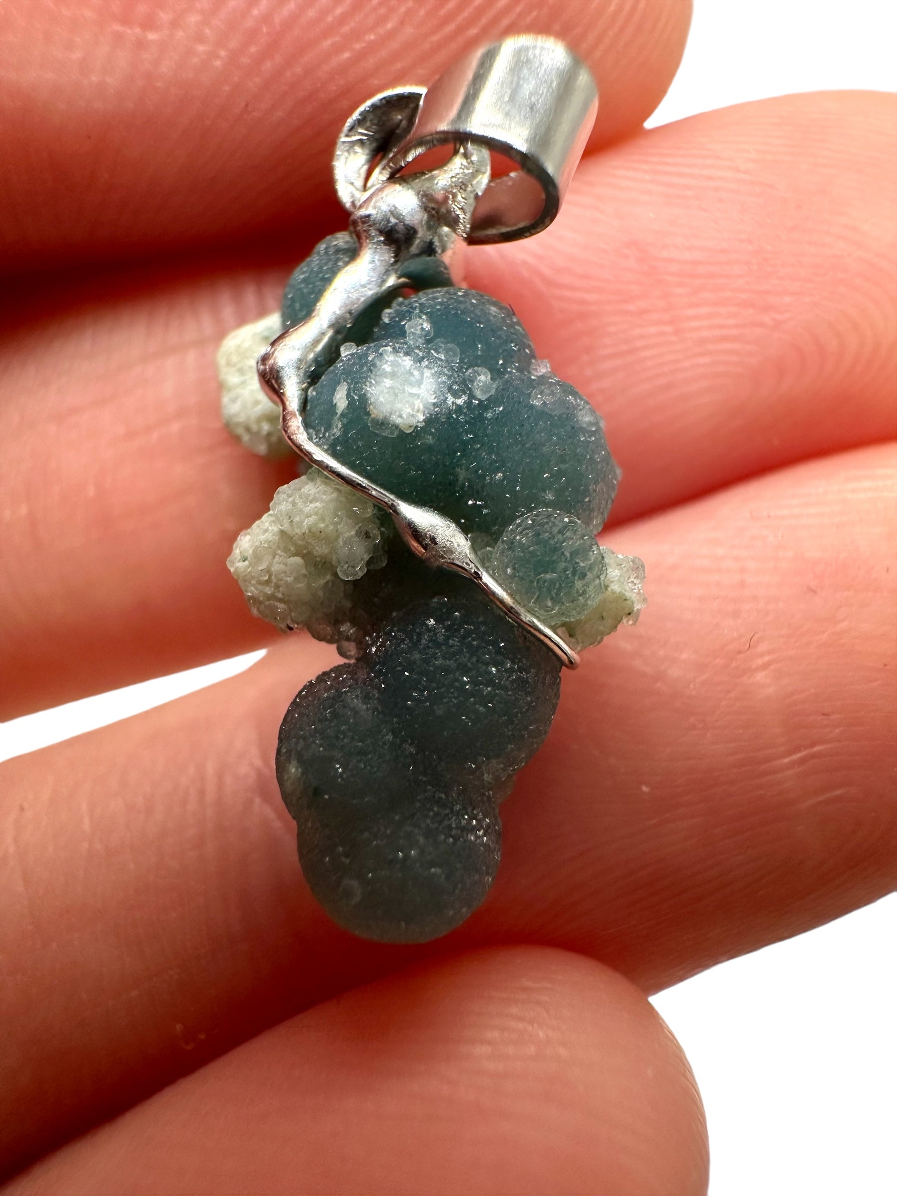 Grape chalcedony pendant