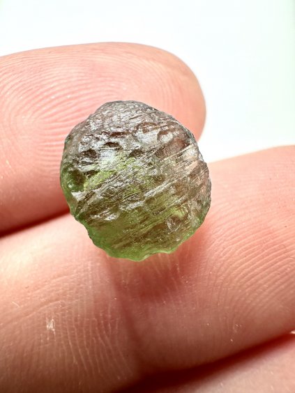 Moldavite Grezza – Vrabce – 0,8g - V120-16