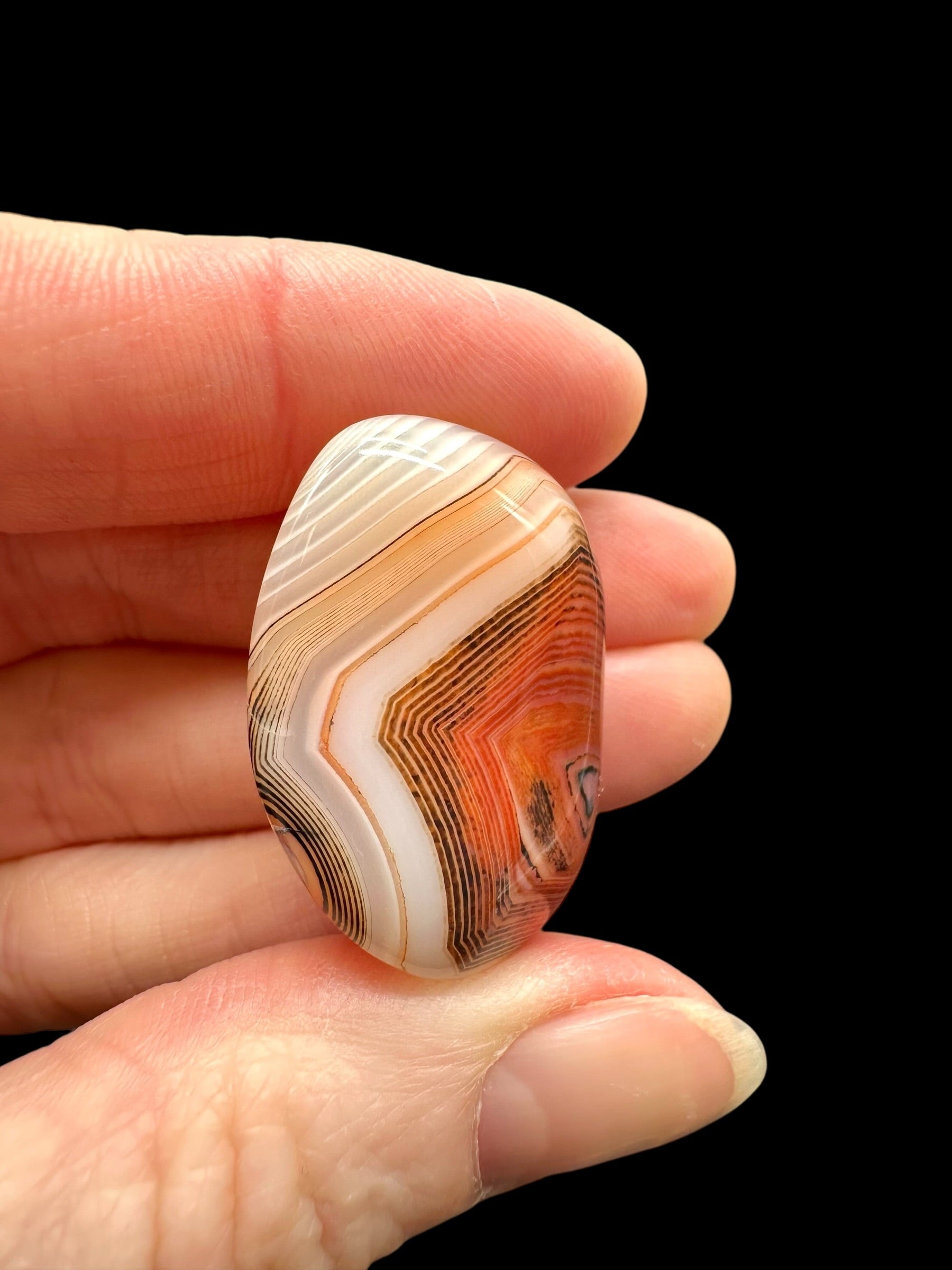 Tumbled agate – Madagascar - MA065
