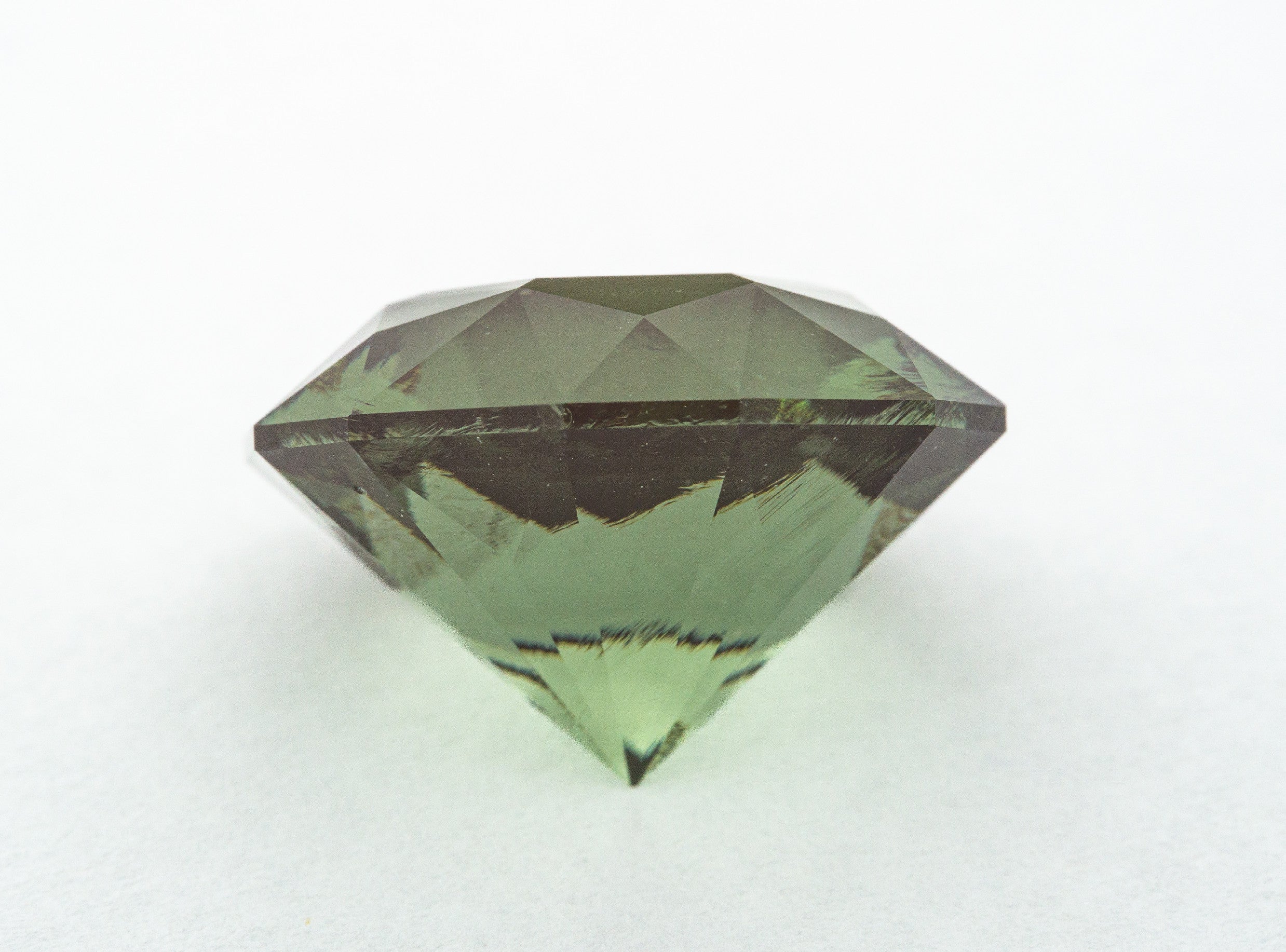 Faceted moldavite 14,15ct - BV007