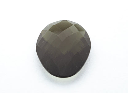 Faceted moldavite