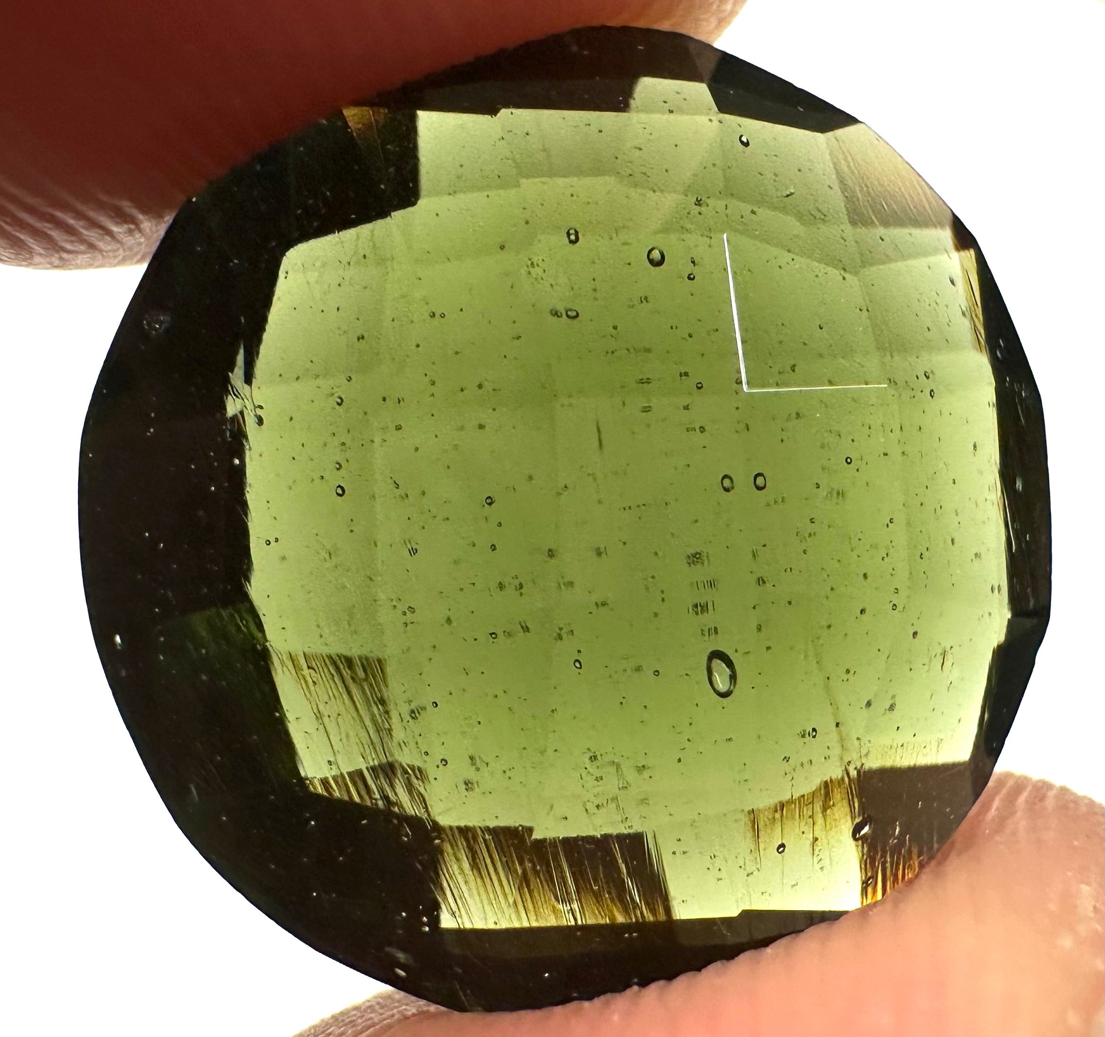 Faceted moldavite 15,35ct - BV020