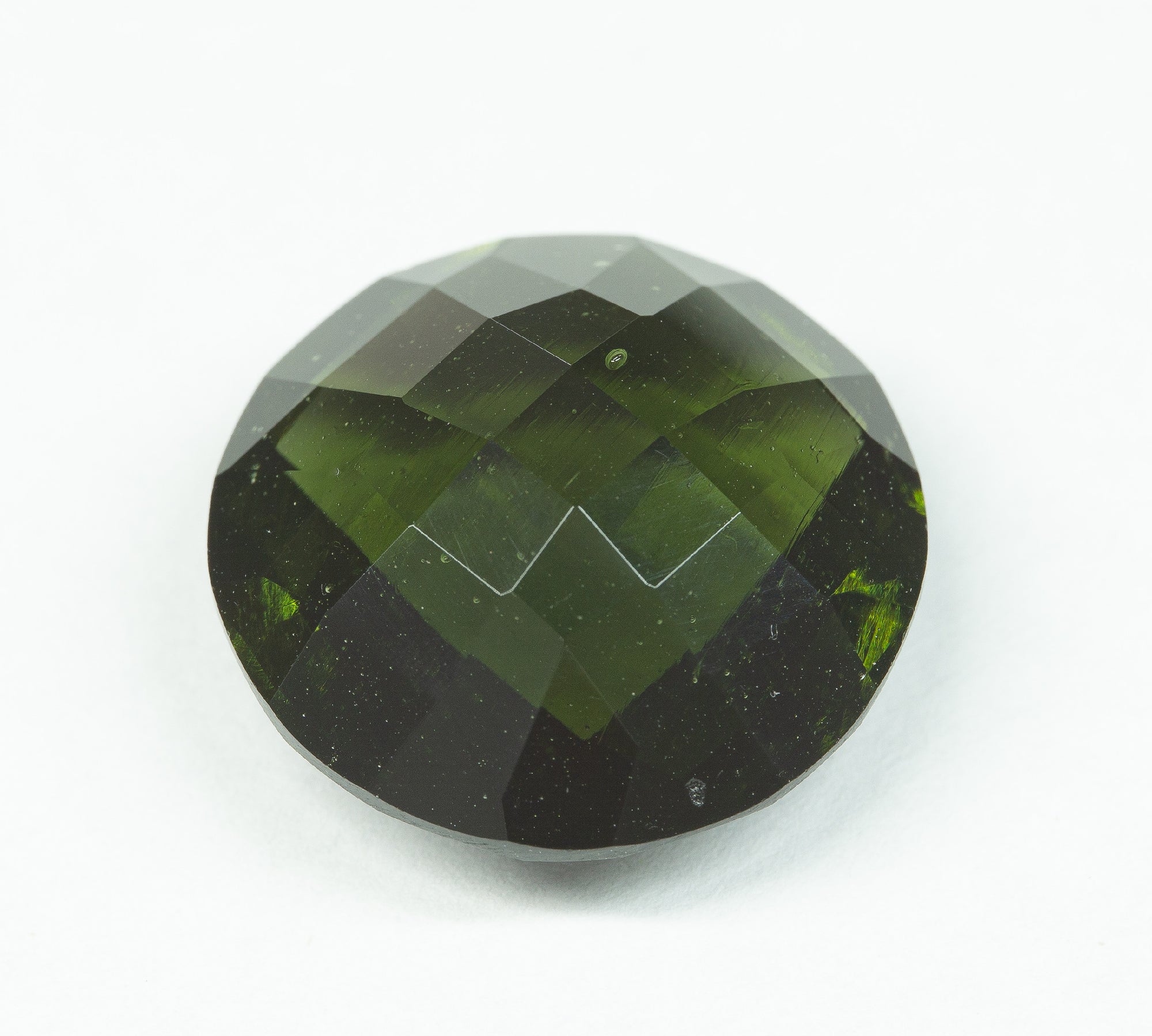 Faceted moldavite 15,35ct