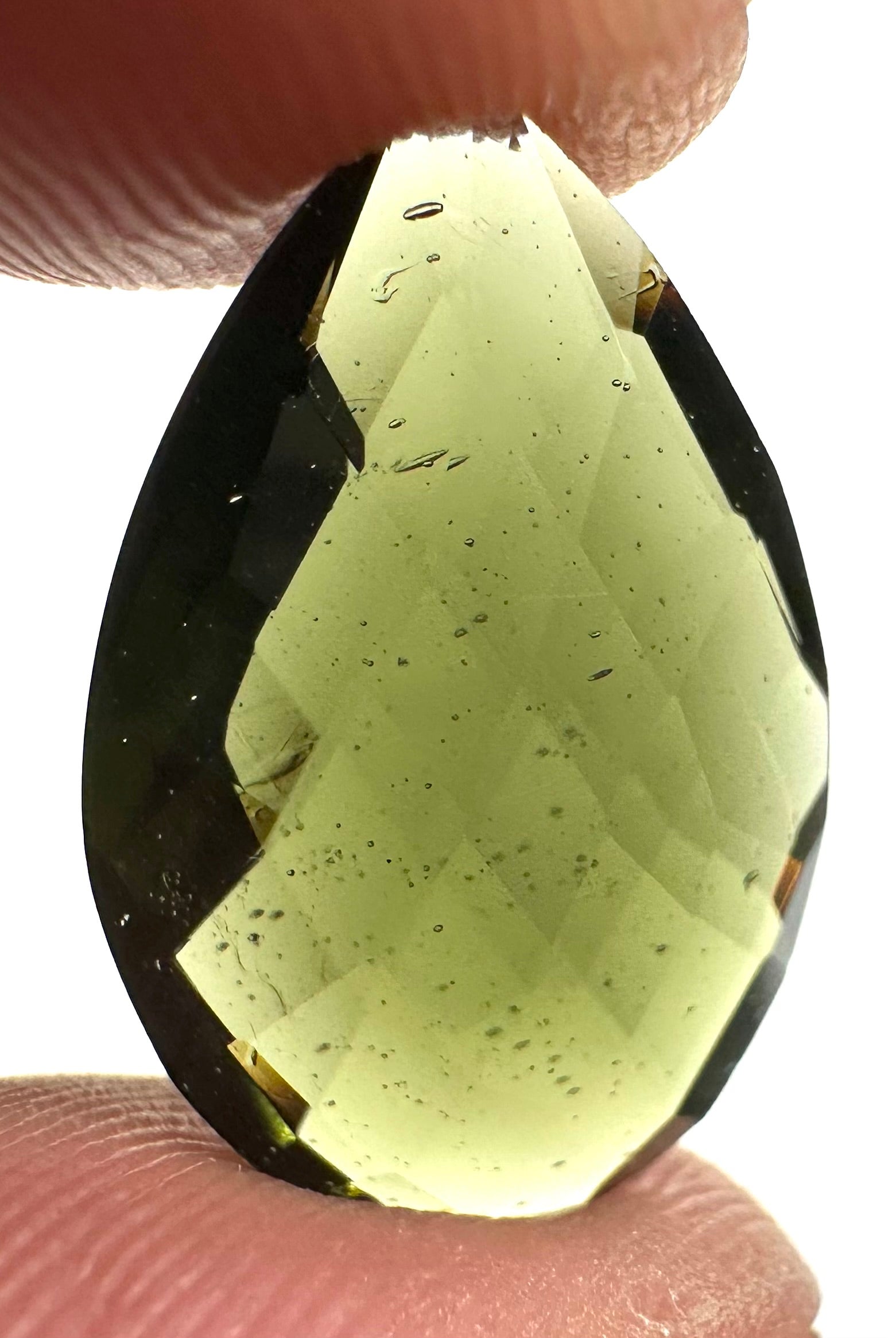 Faceted moldavite 8,95ct - BV029