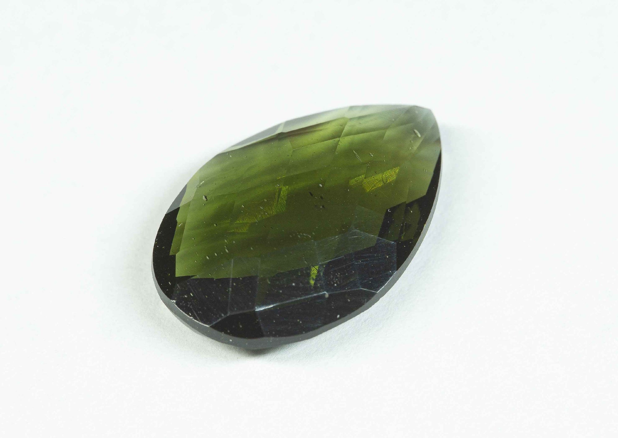 Moldavite faccettata 11,1ct - BV030