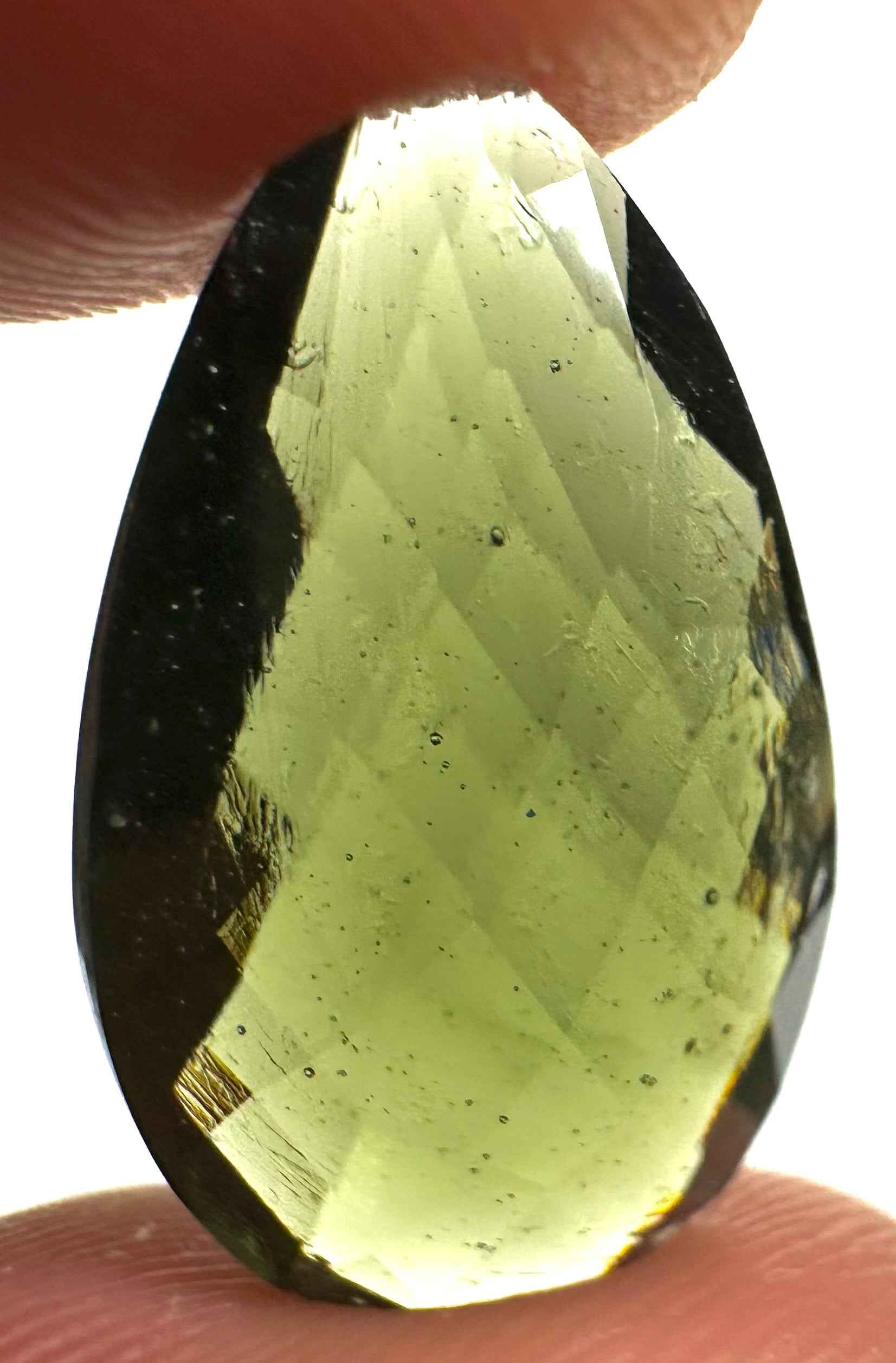 Moldavite faccettata 11,1ct - BV030