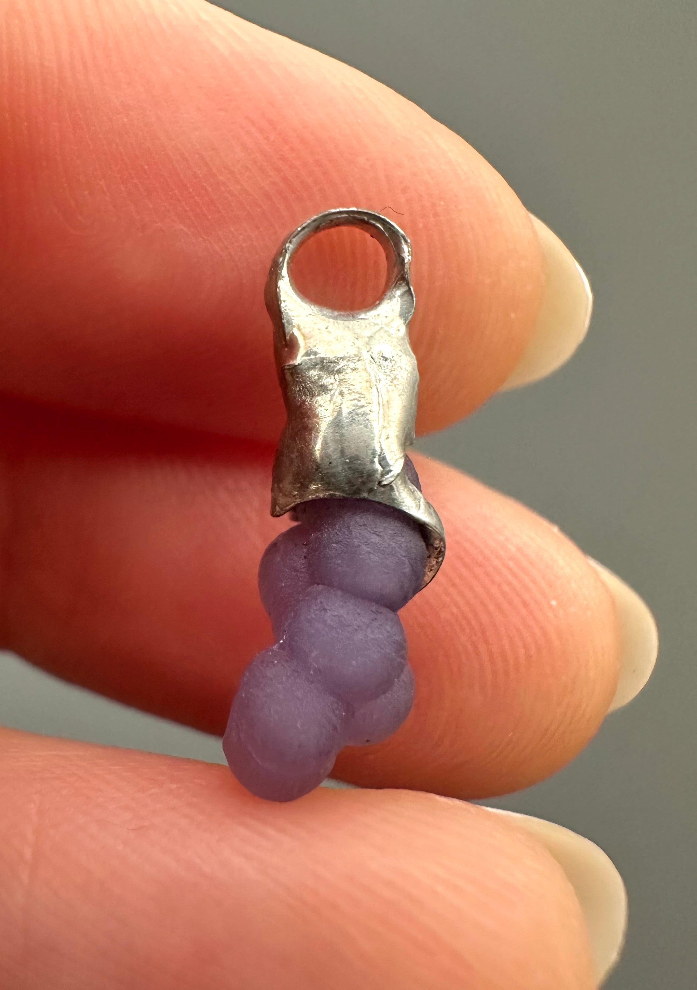 Grape chalcedony pendant - P/HCH51