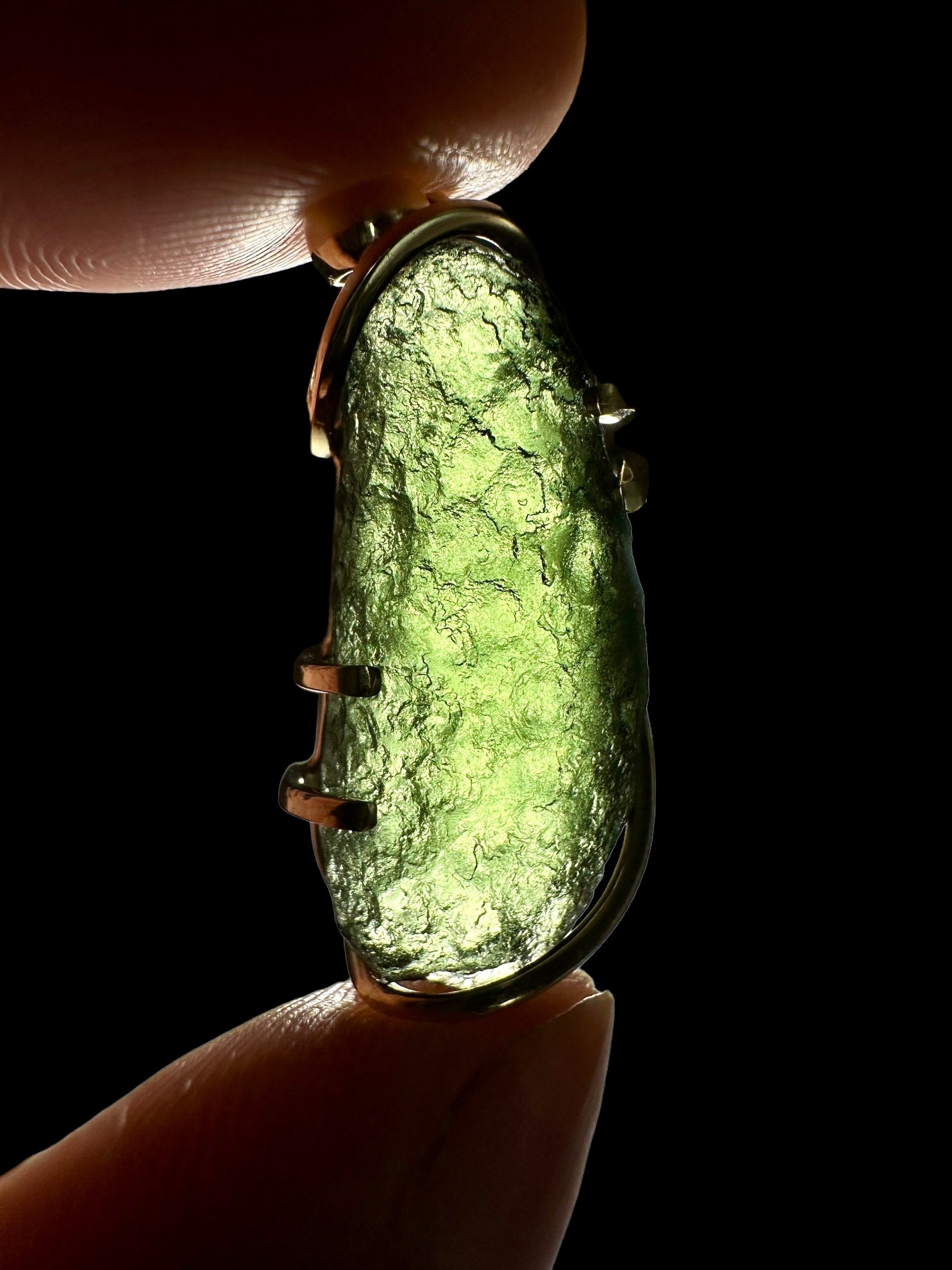 Gold moldavite pendant - ZP/V003