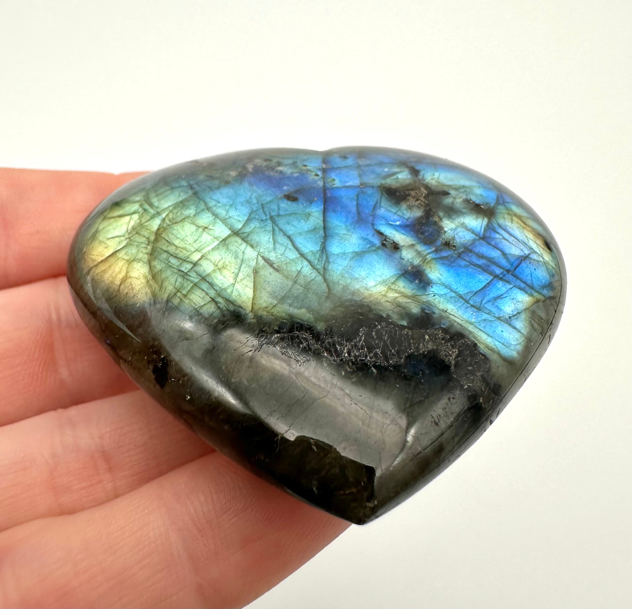 Labradorite heart 5,4 cm – Madagascar - L009