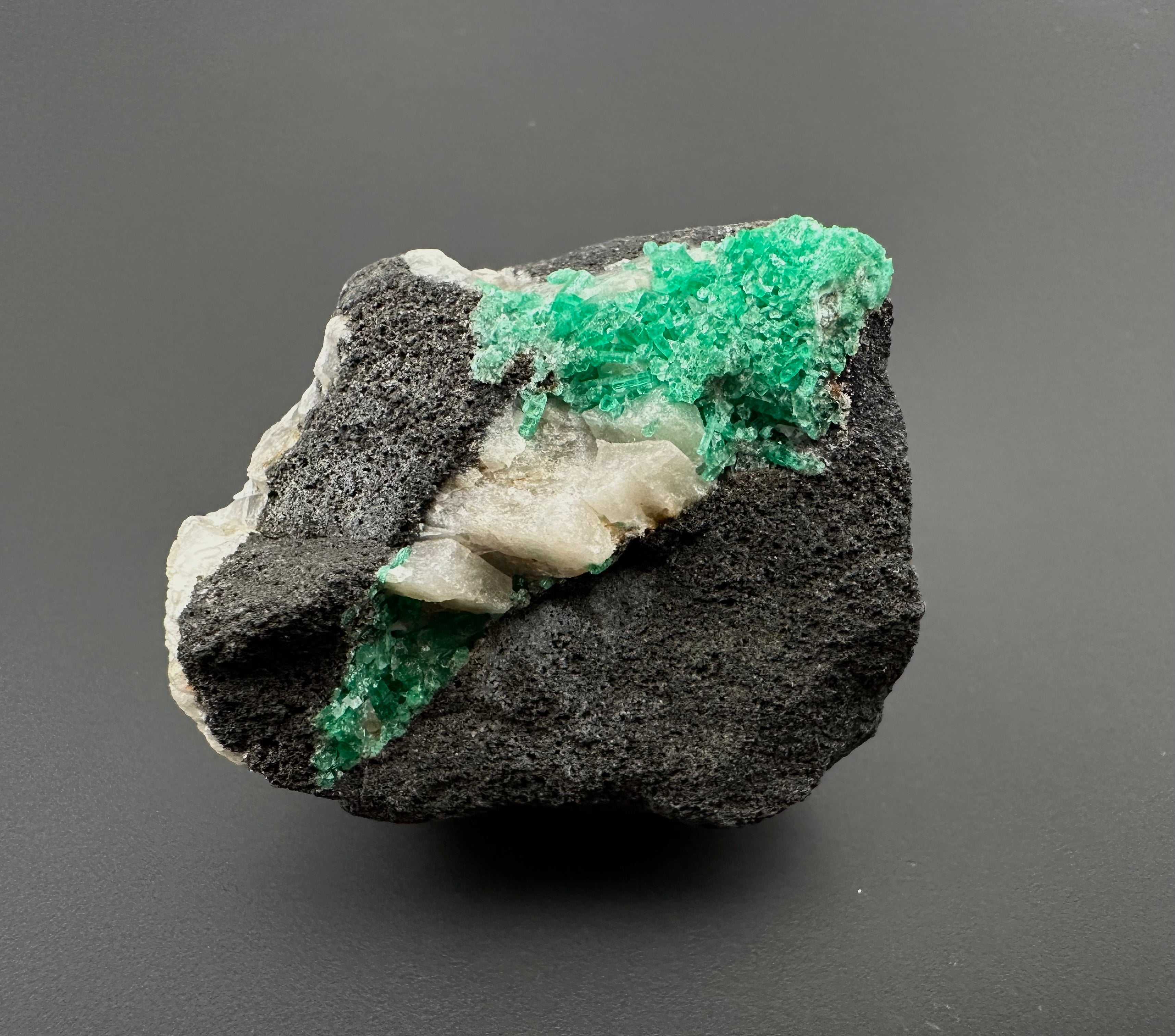 Emerald – Puerto Arturo – Boyaca, Colombia - SM040