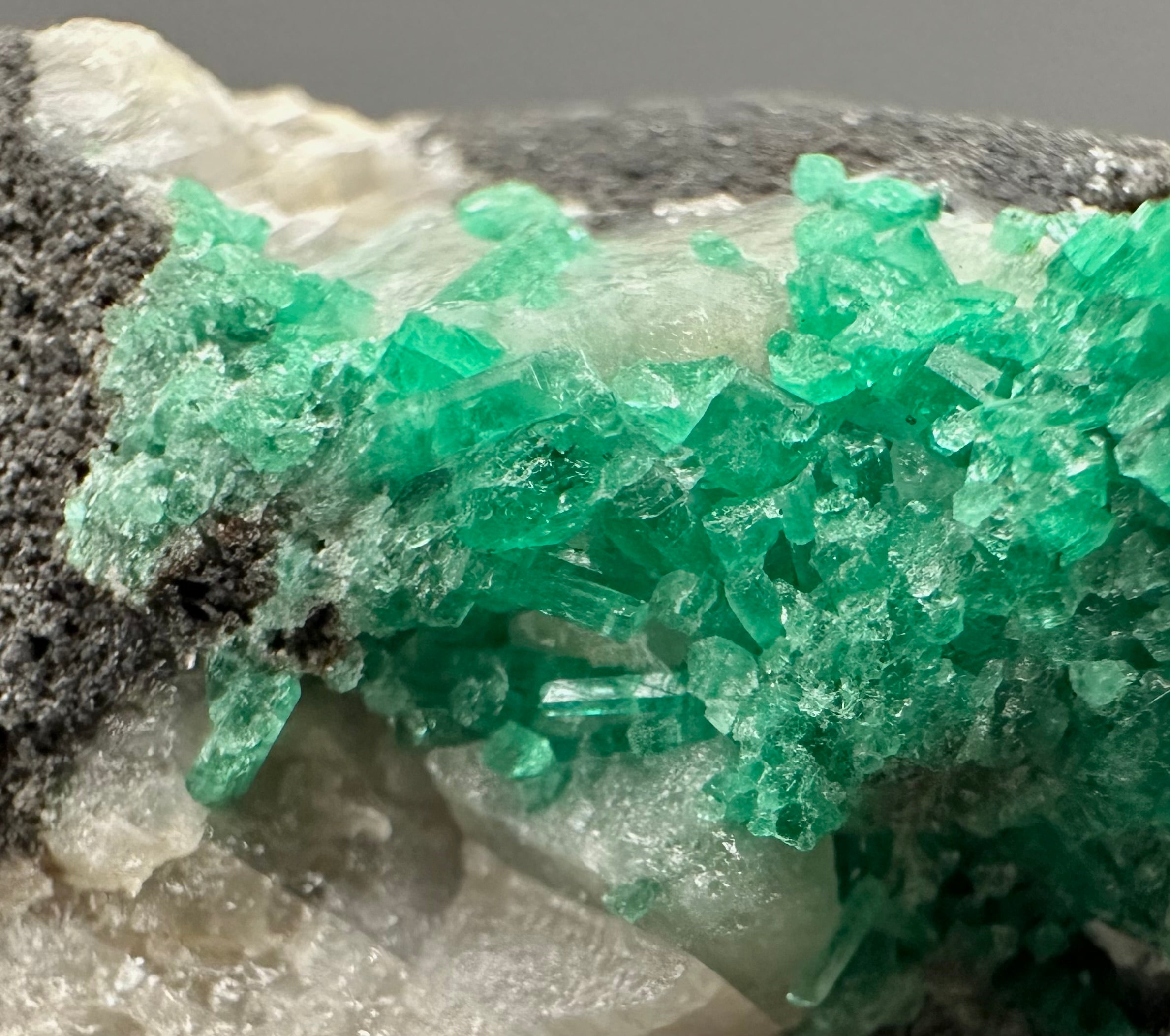 Emerald – Puerto Arturo – Boyaca, Colombia - SM040