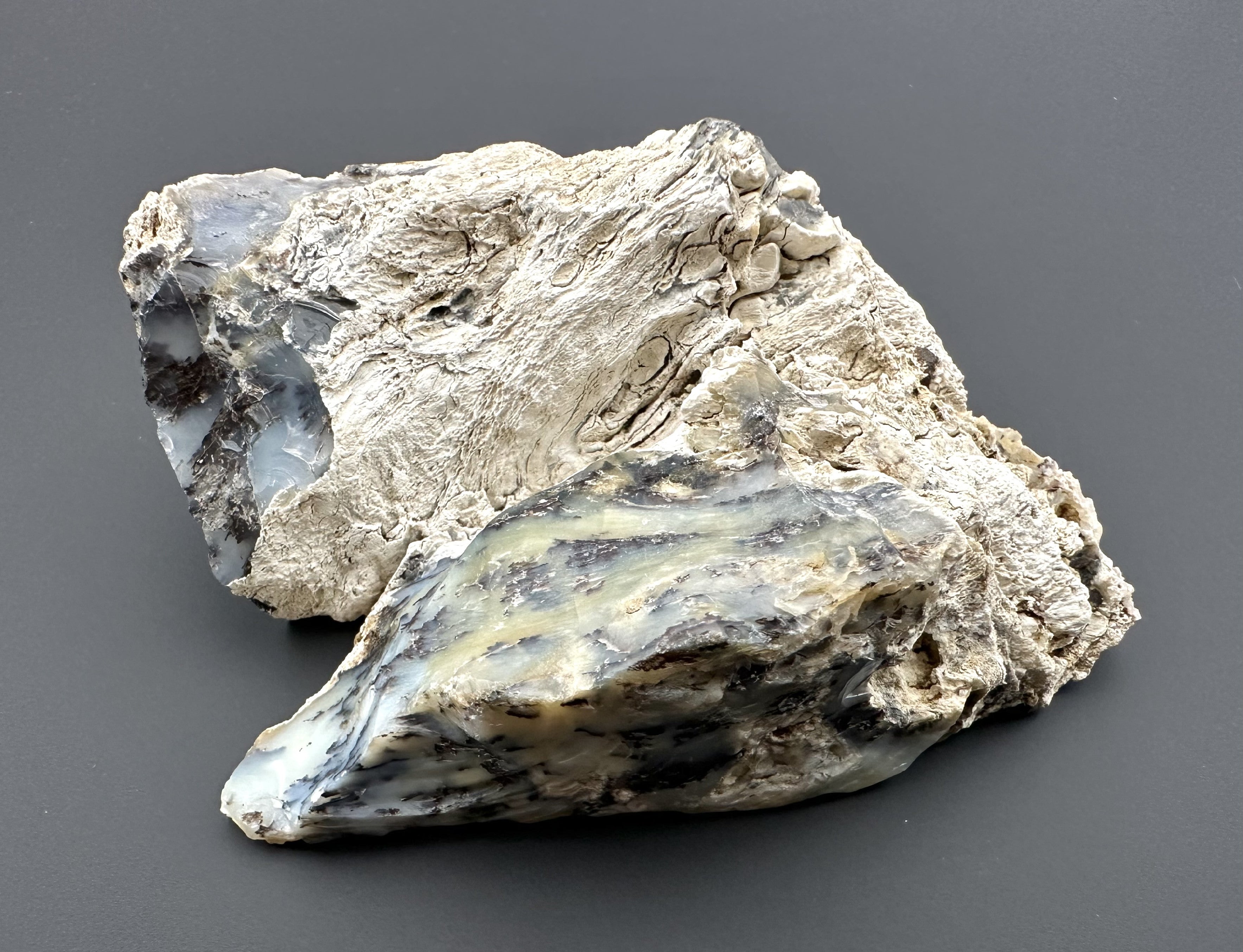 Opal – Bohouskovice, CZ - OPL008