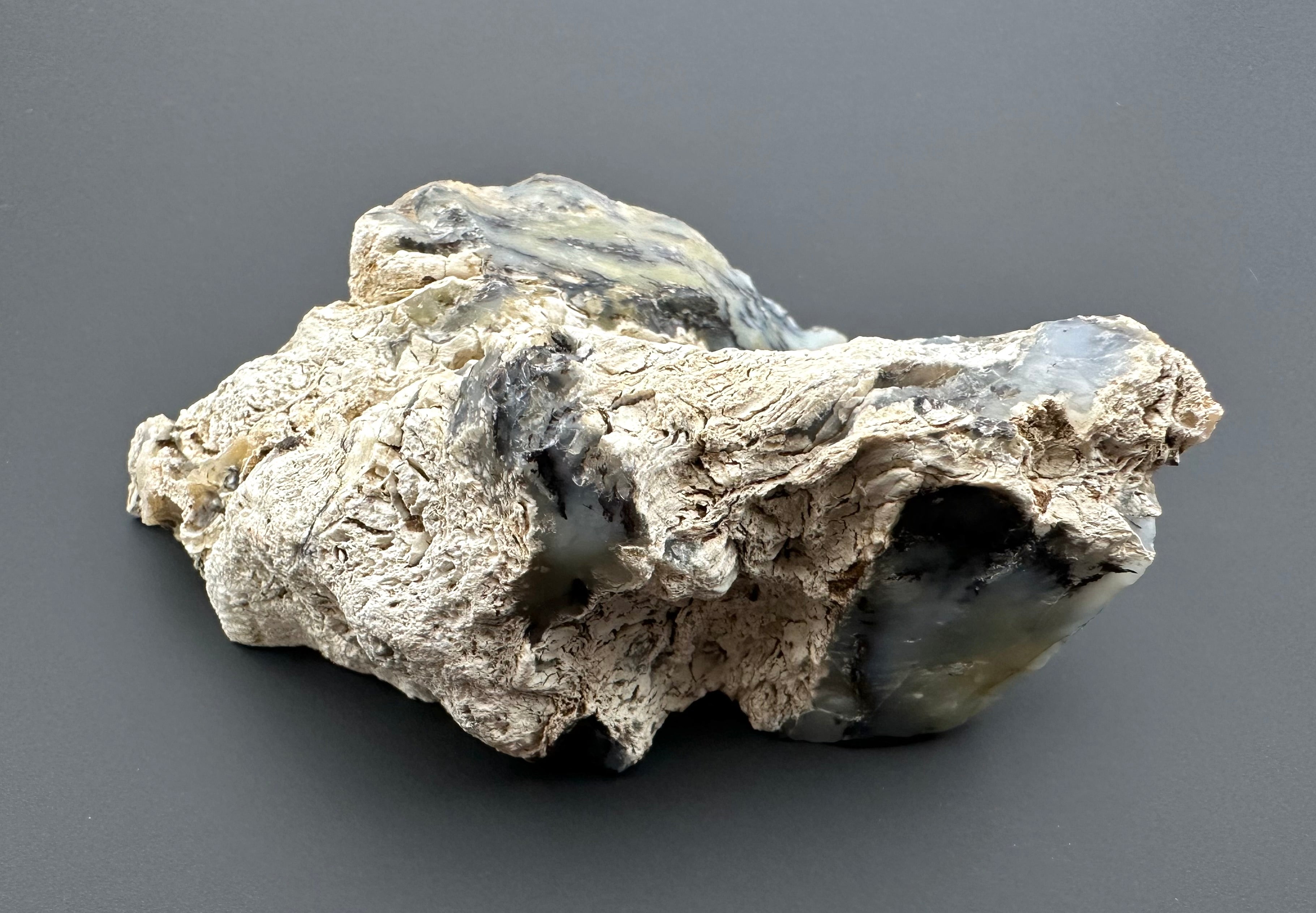 Opal – Bohouskovice, CZ - OPL008
