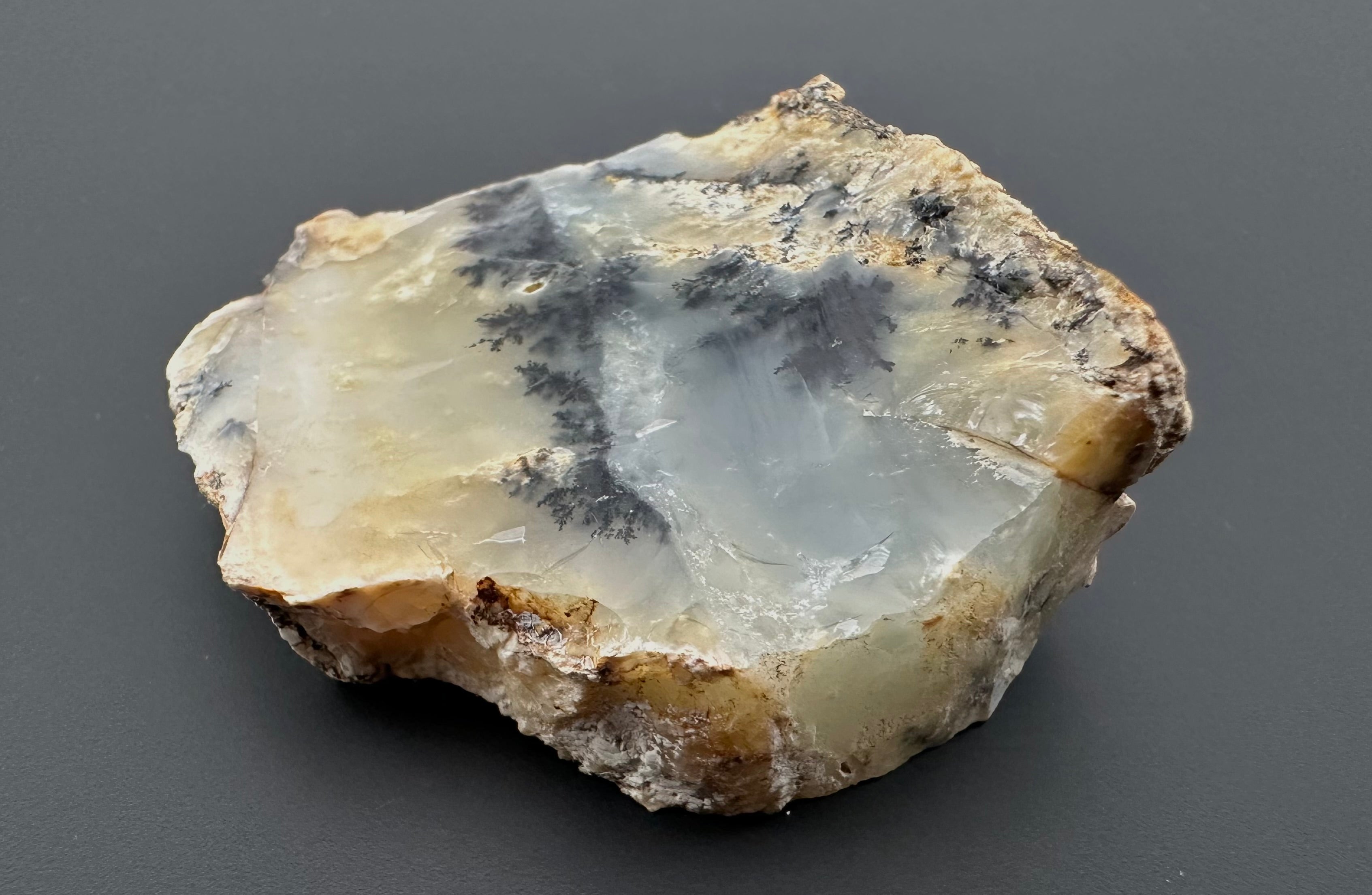 Opal – Bohouskovice, CZ - OPL016