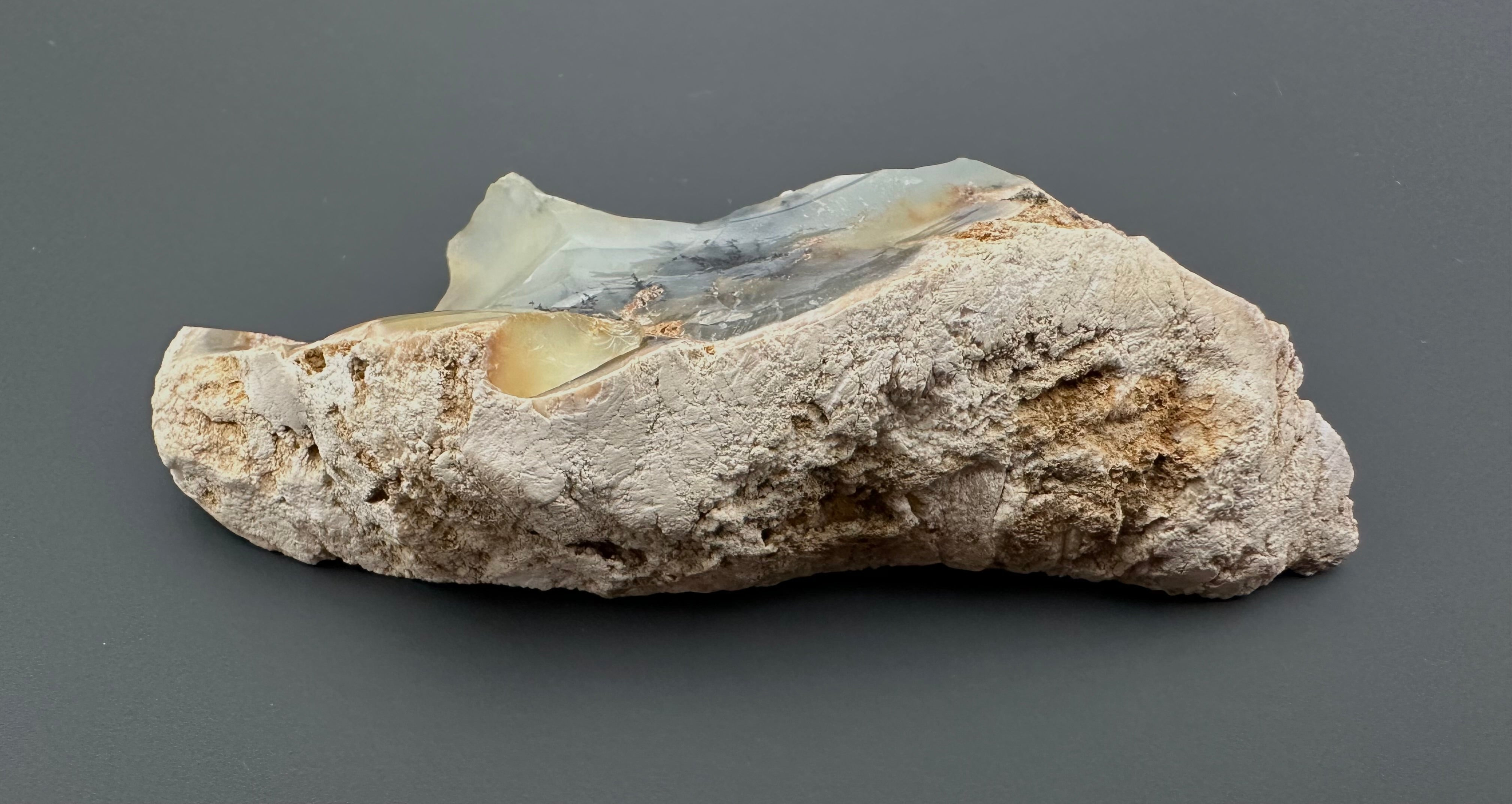 Opal – Bohouskovice, CZ - OPL017