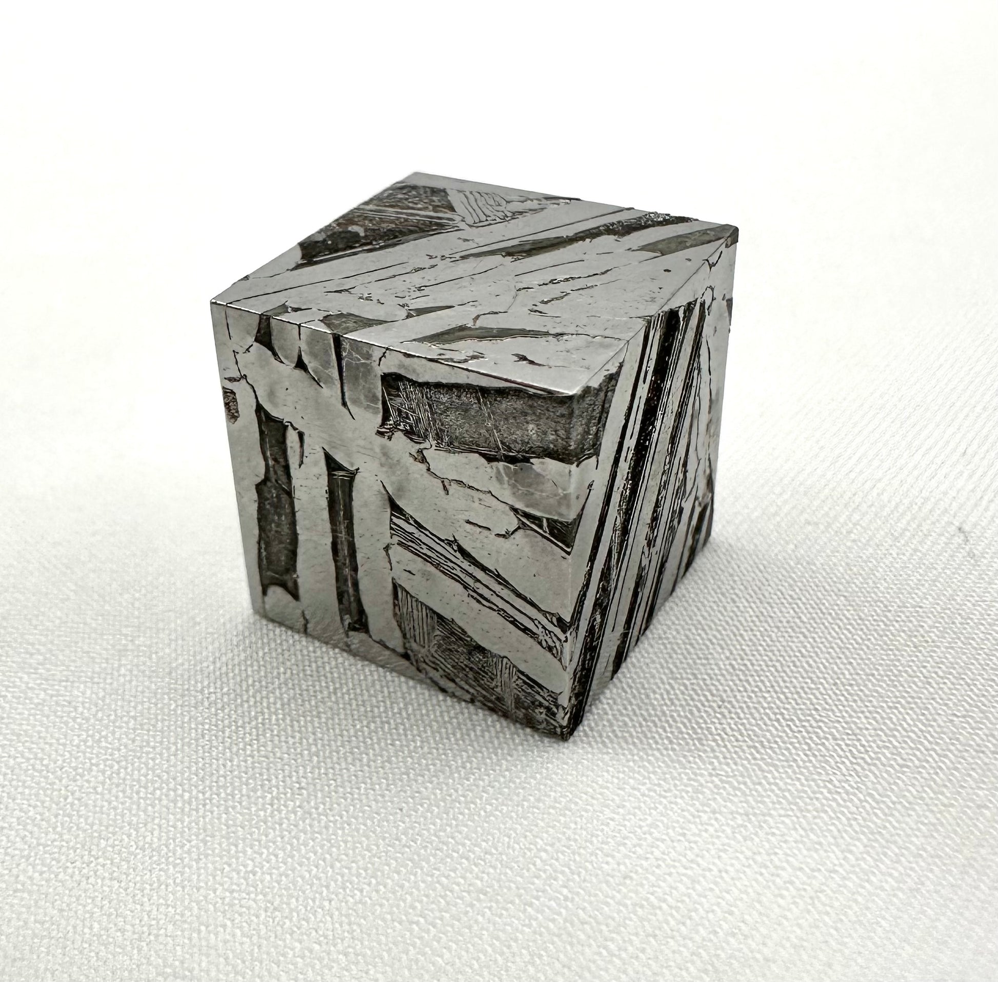 Cubo di Meteorite Aletai – Xinjiang, China