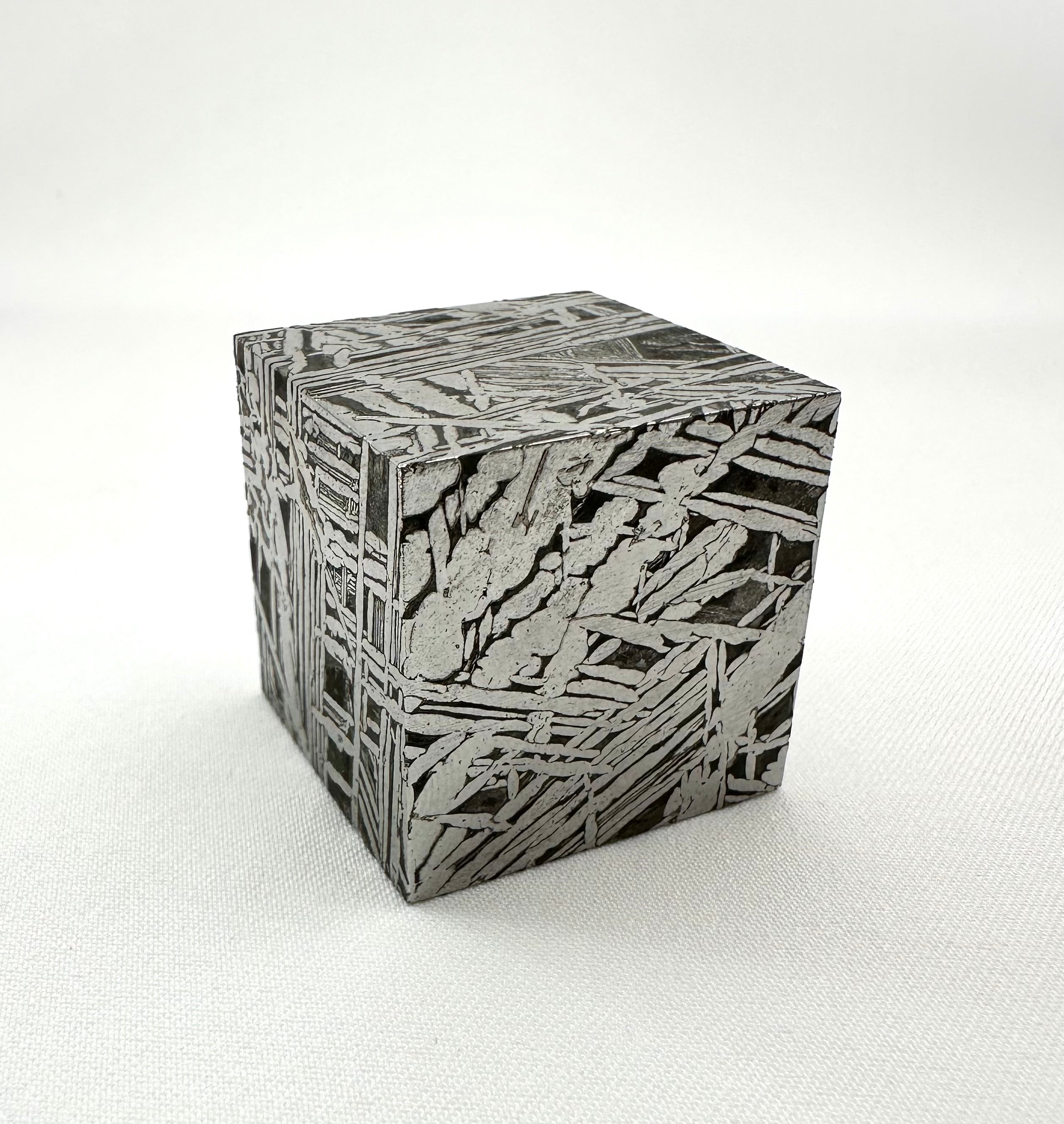 Meteorite Aletai Cube 27,9 mm – Xinjiang, China - MEAL01