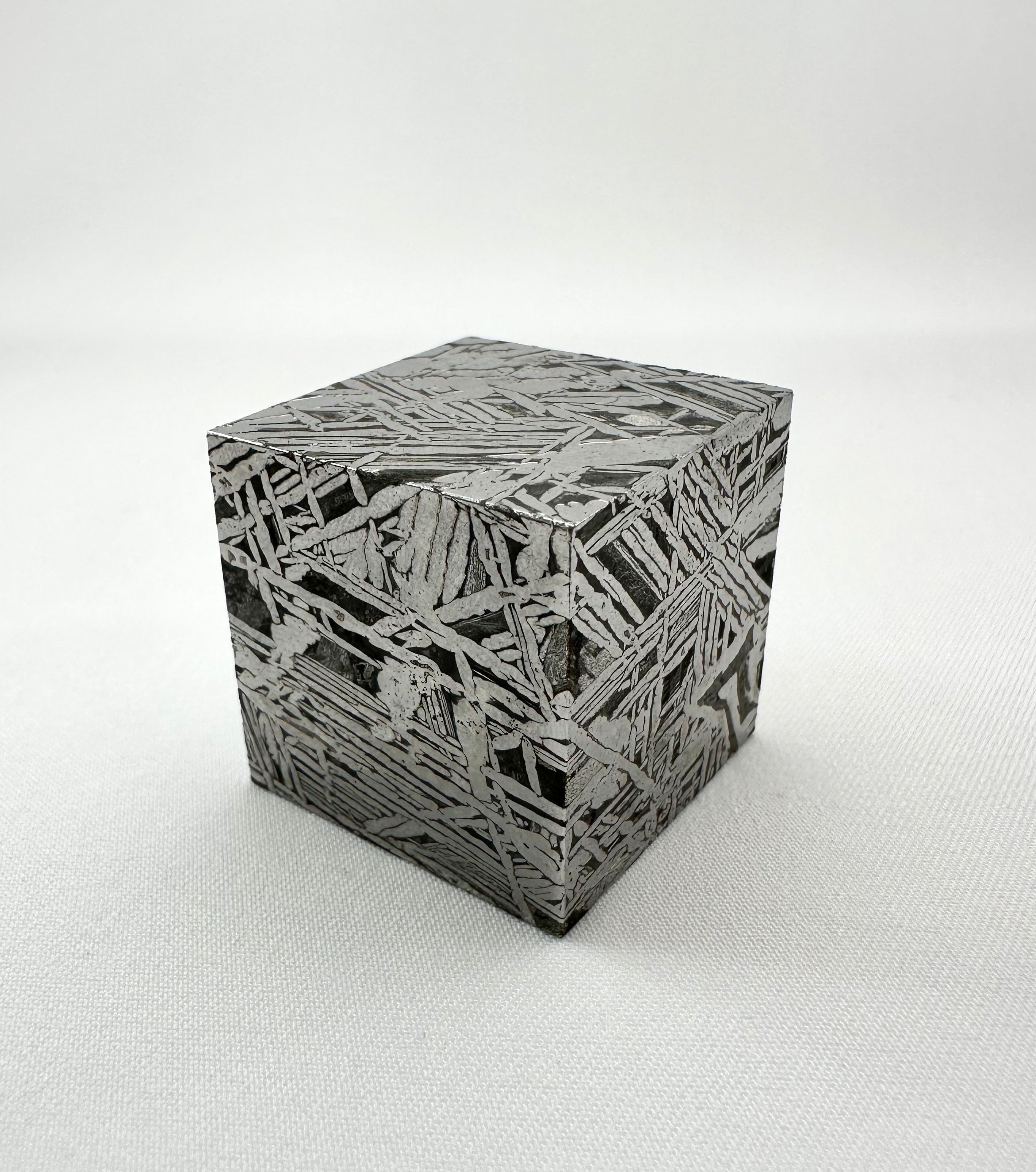 Meteorite Aletai Cube 27,9 mm – Xinjiang, China - MEAL01