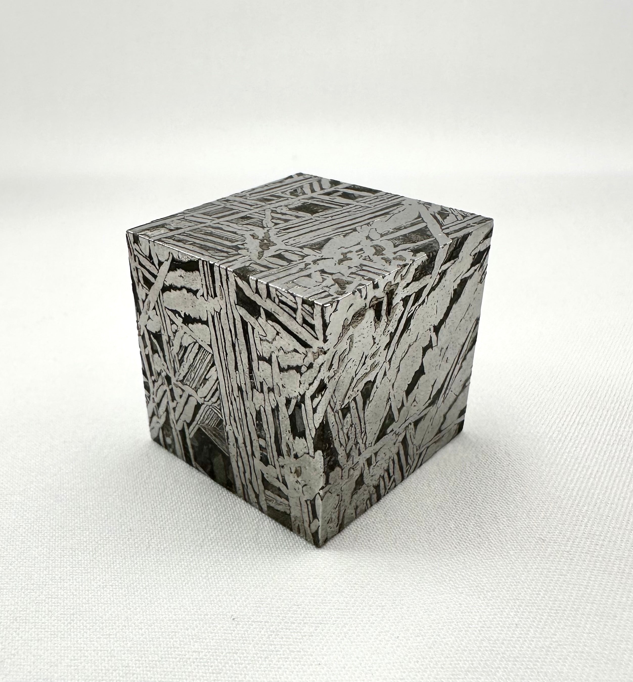 Meteorite Aletai Cube 27,9 mm – Xinjiang, China - MEAL01