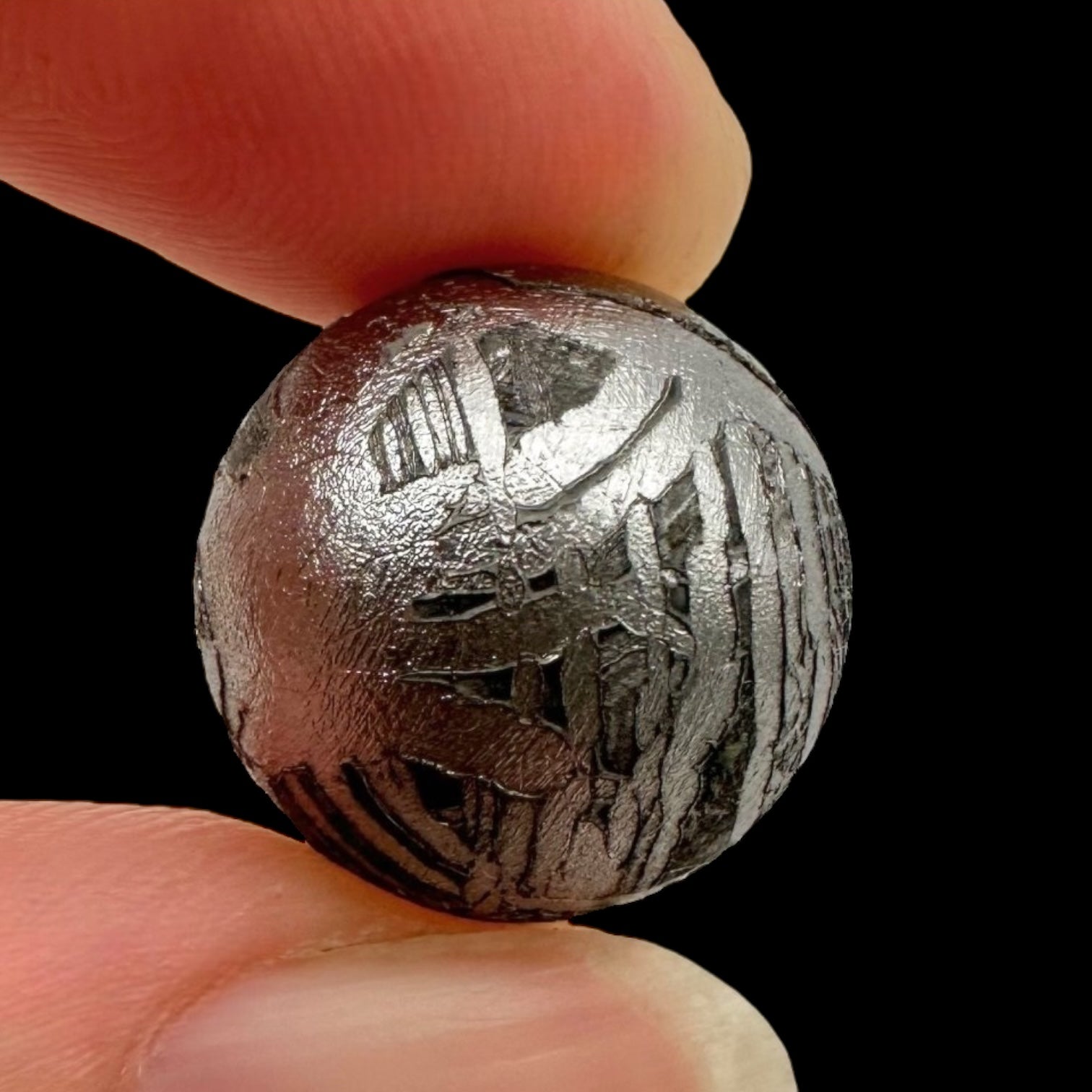 Meteorite Aletai sphere 16 mm – Xinjiang, China - MEAL05