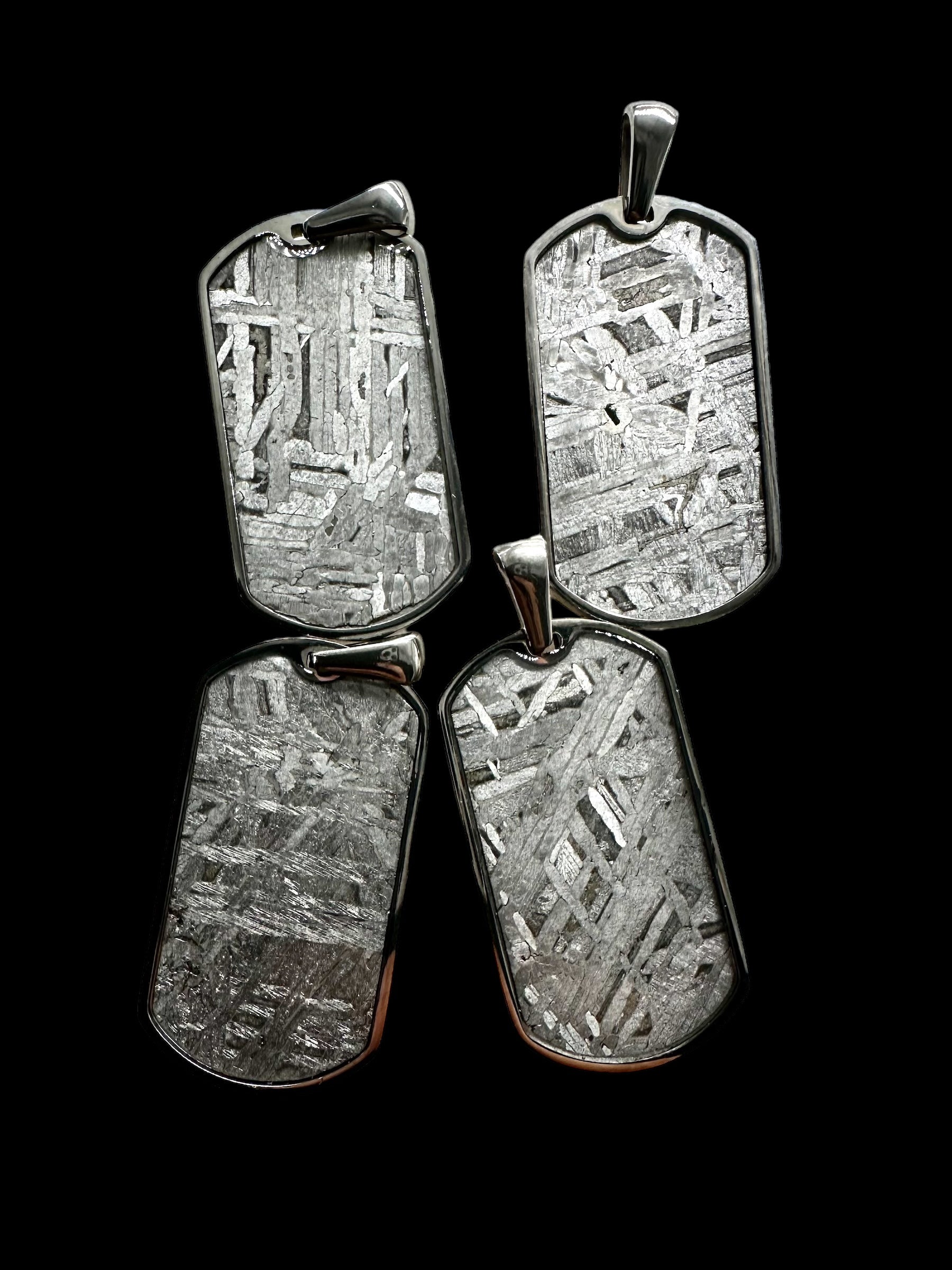 Aletai meteorite pendant – random piece