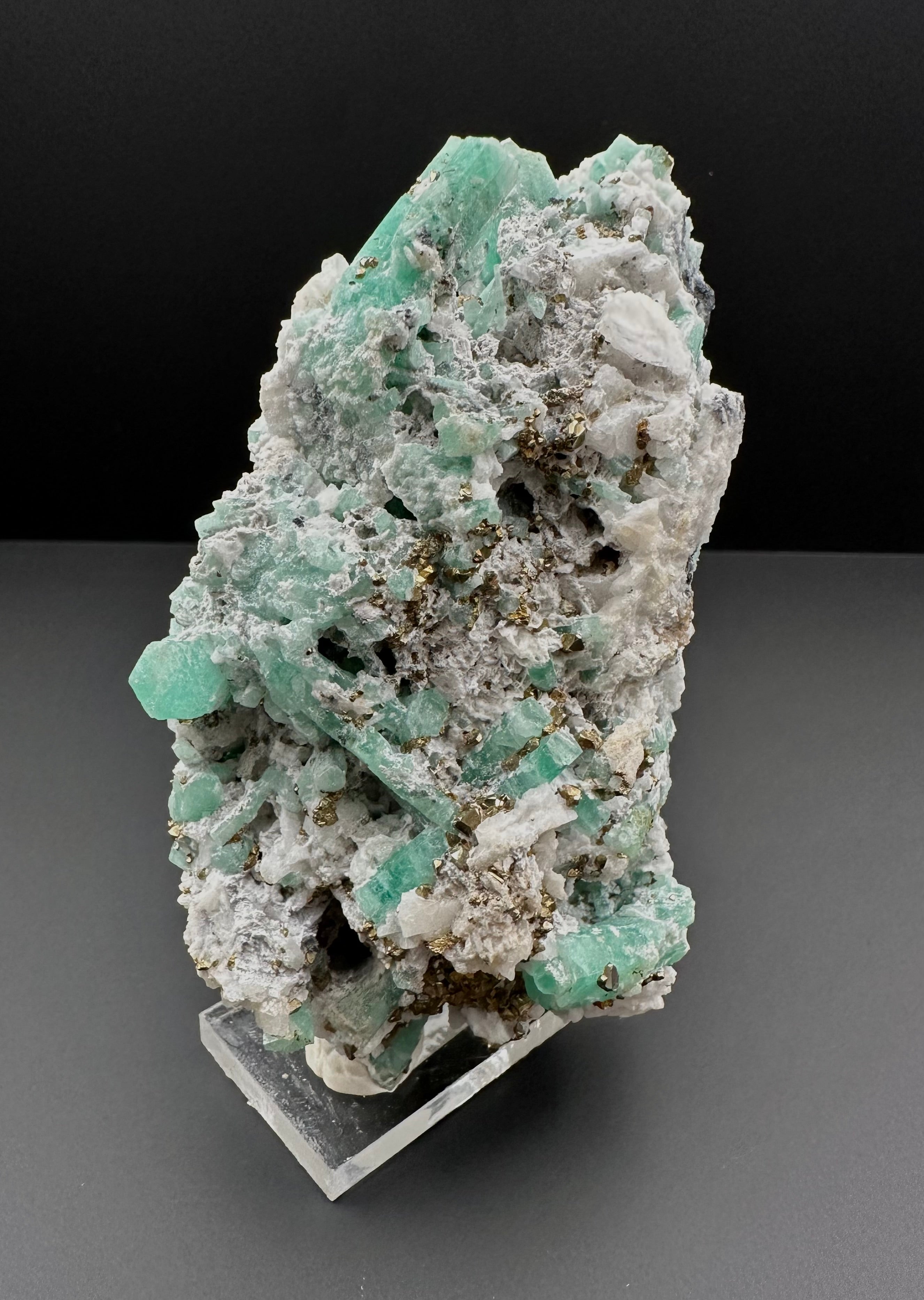Emerald – Chivor – Boyaca, Colombia - SM058