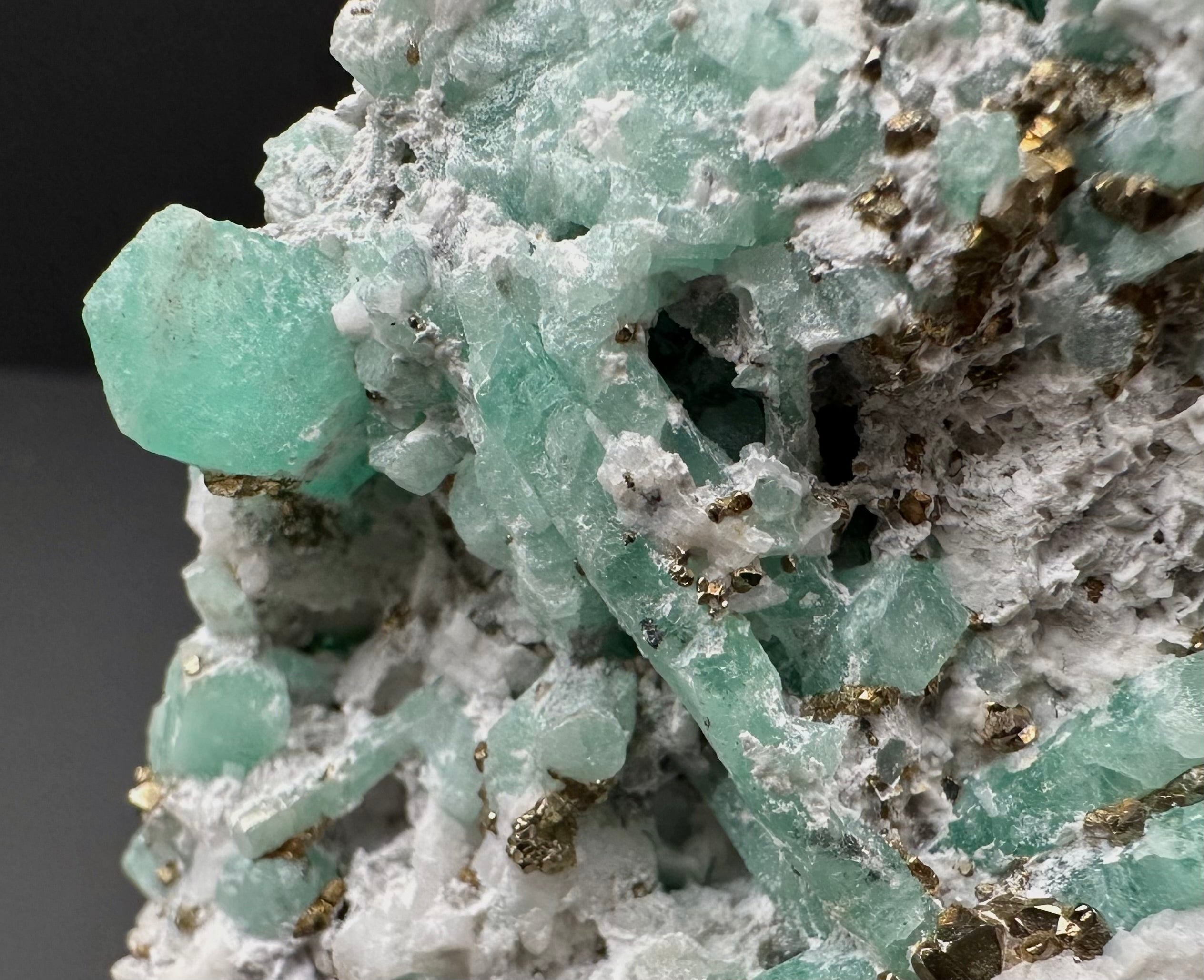 Emerald – Chivor – Boyaca, Colombia - SM058