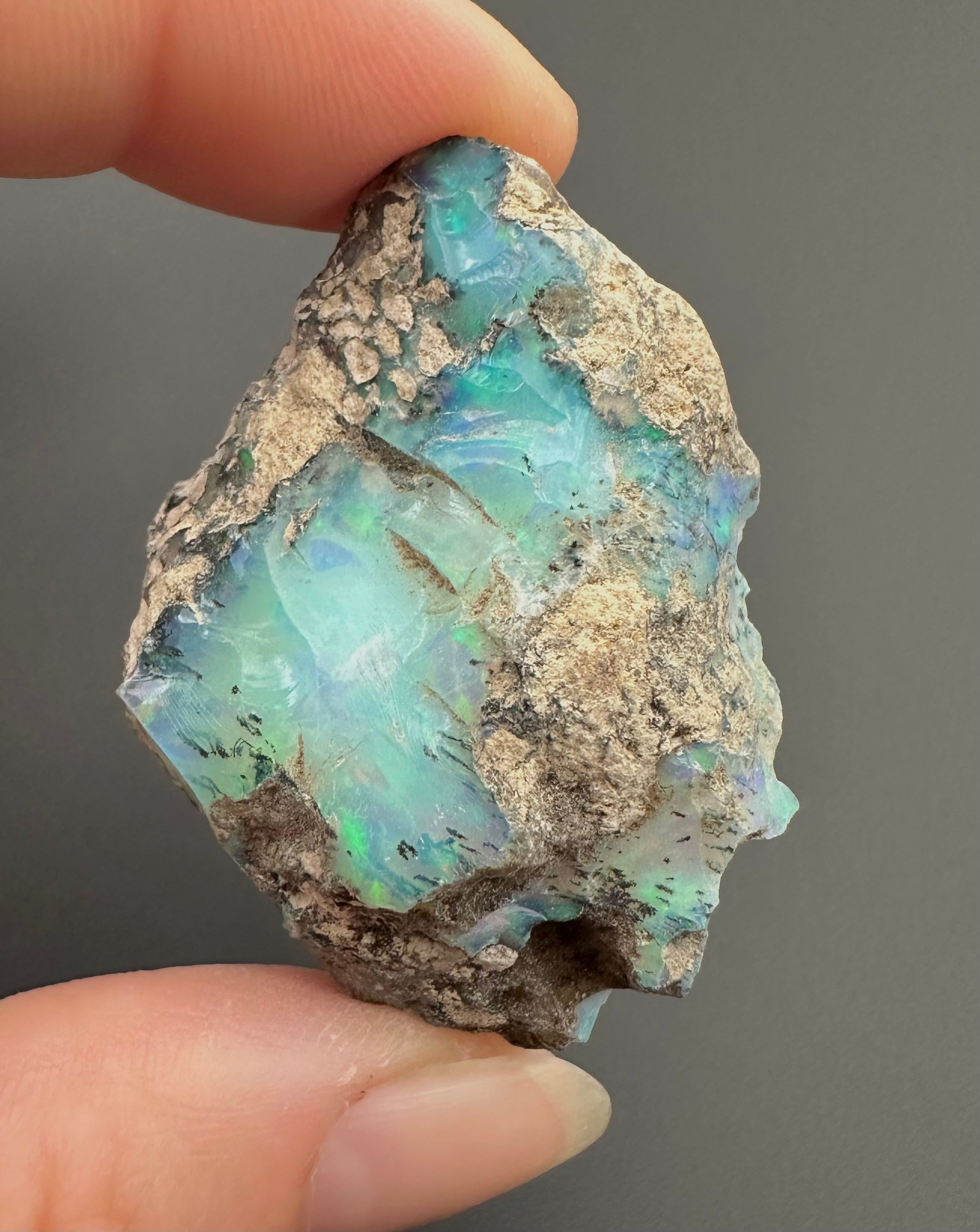Precious opal 109ct – Welo, Ethiopia