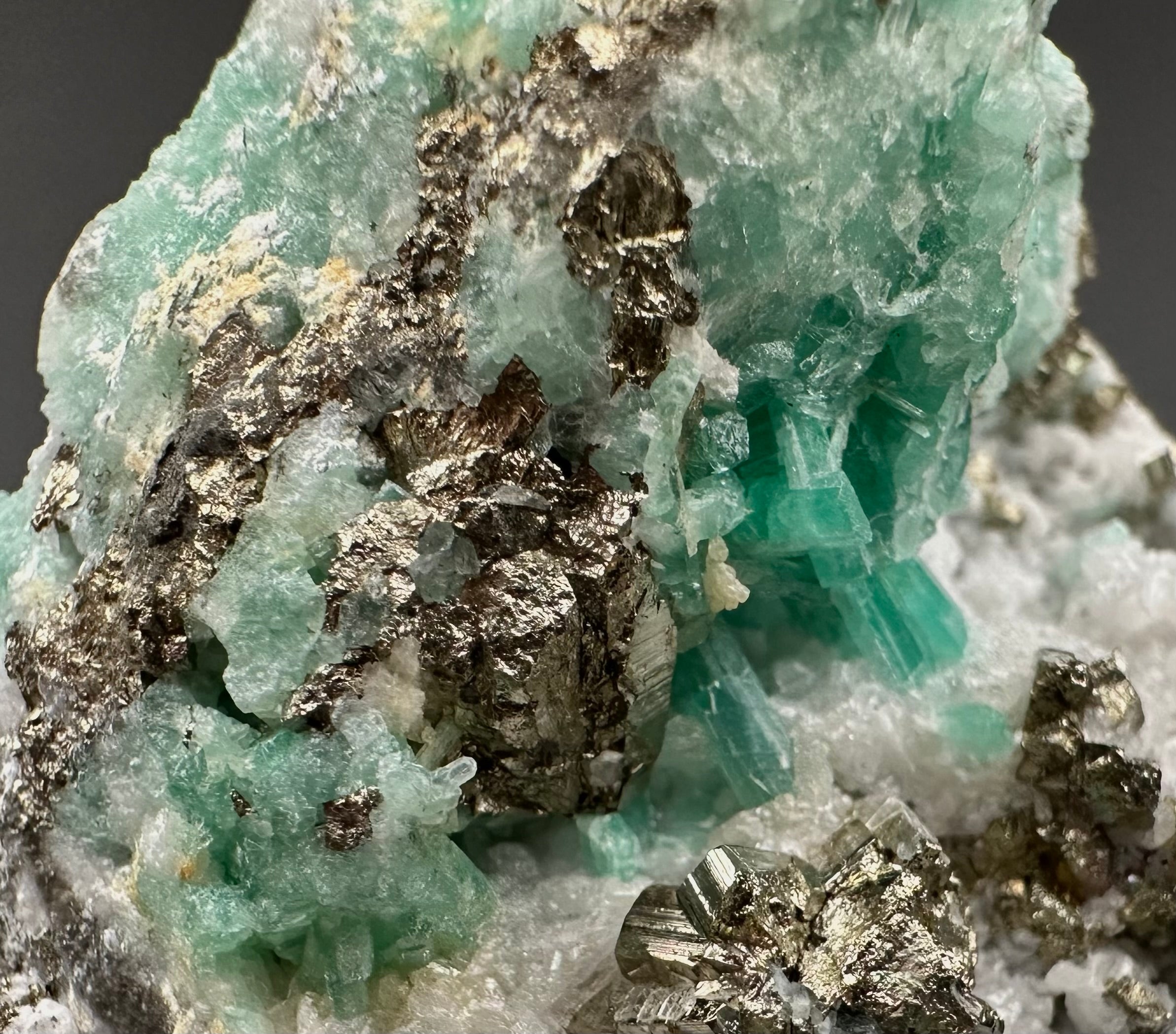 Emerald – Chivor – Boyaca, Colombia - SM065