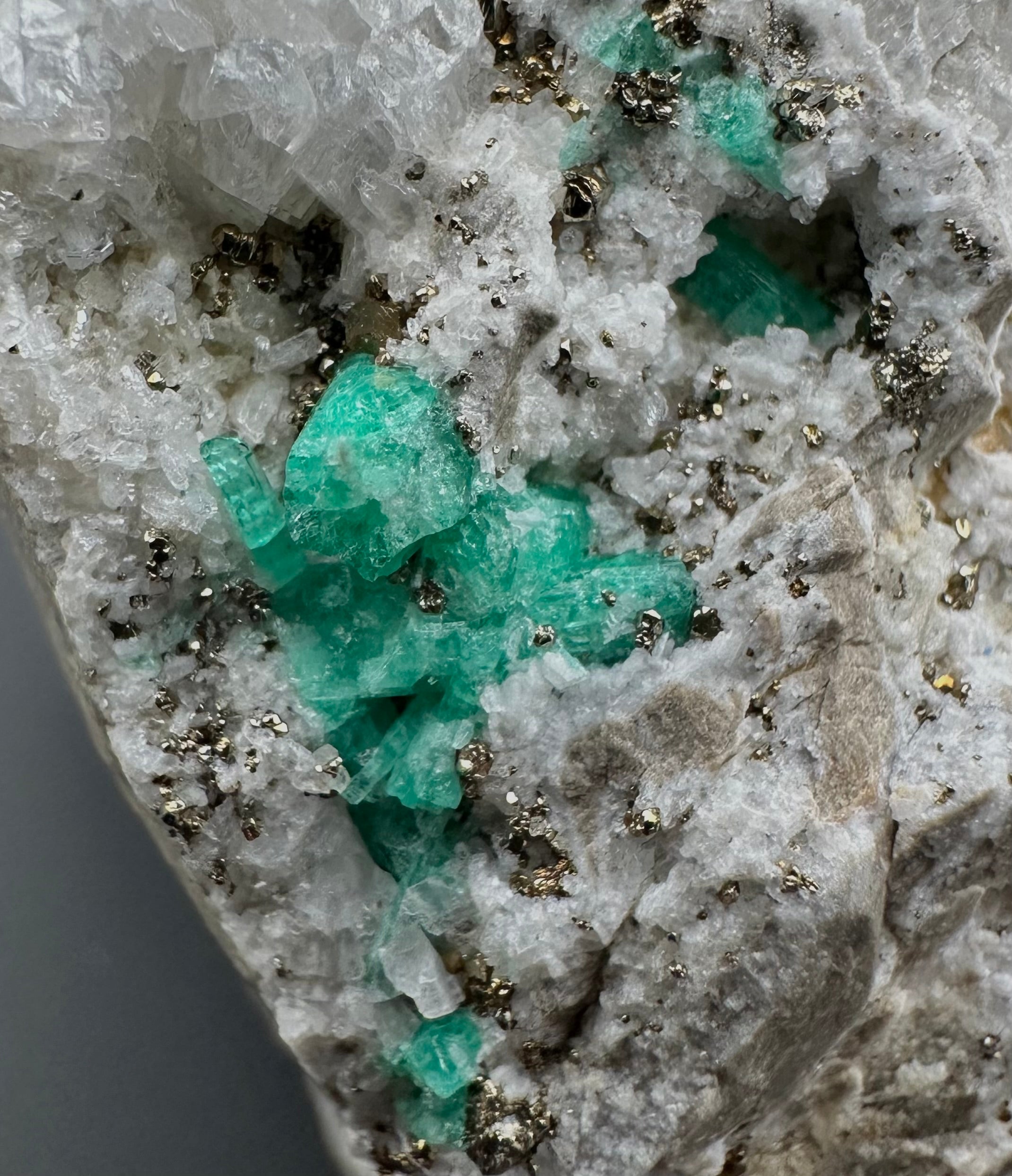 Emerald – Chivor – Boyaca, Colombia - SM069