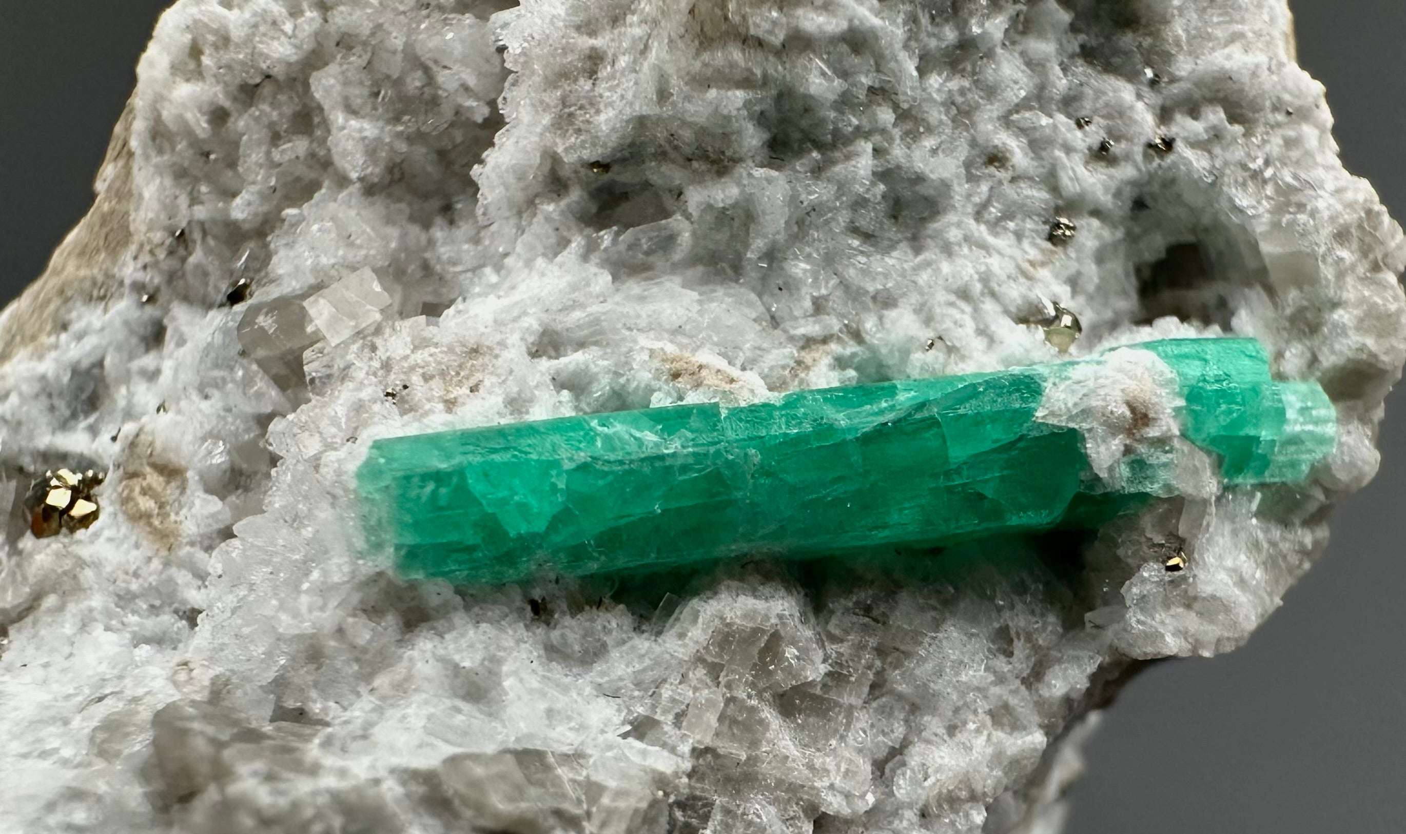 Emerald – Chivor – Boyaca, Colombia - SM073
