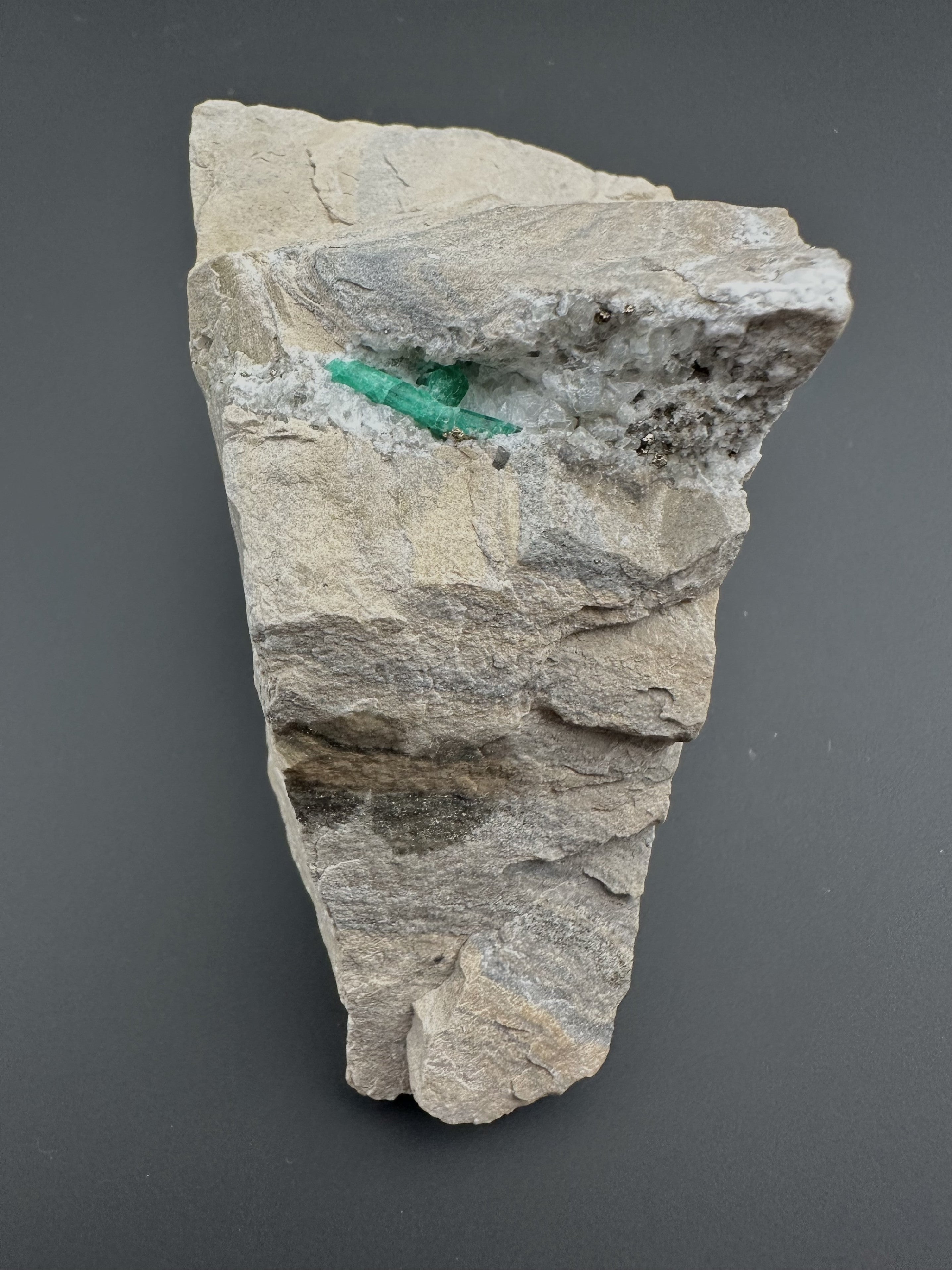 Emerald – Chivor – Boyaca, Colombia - SM074