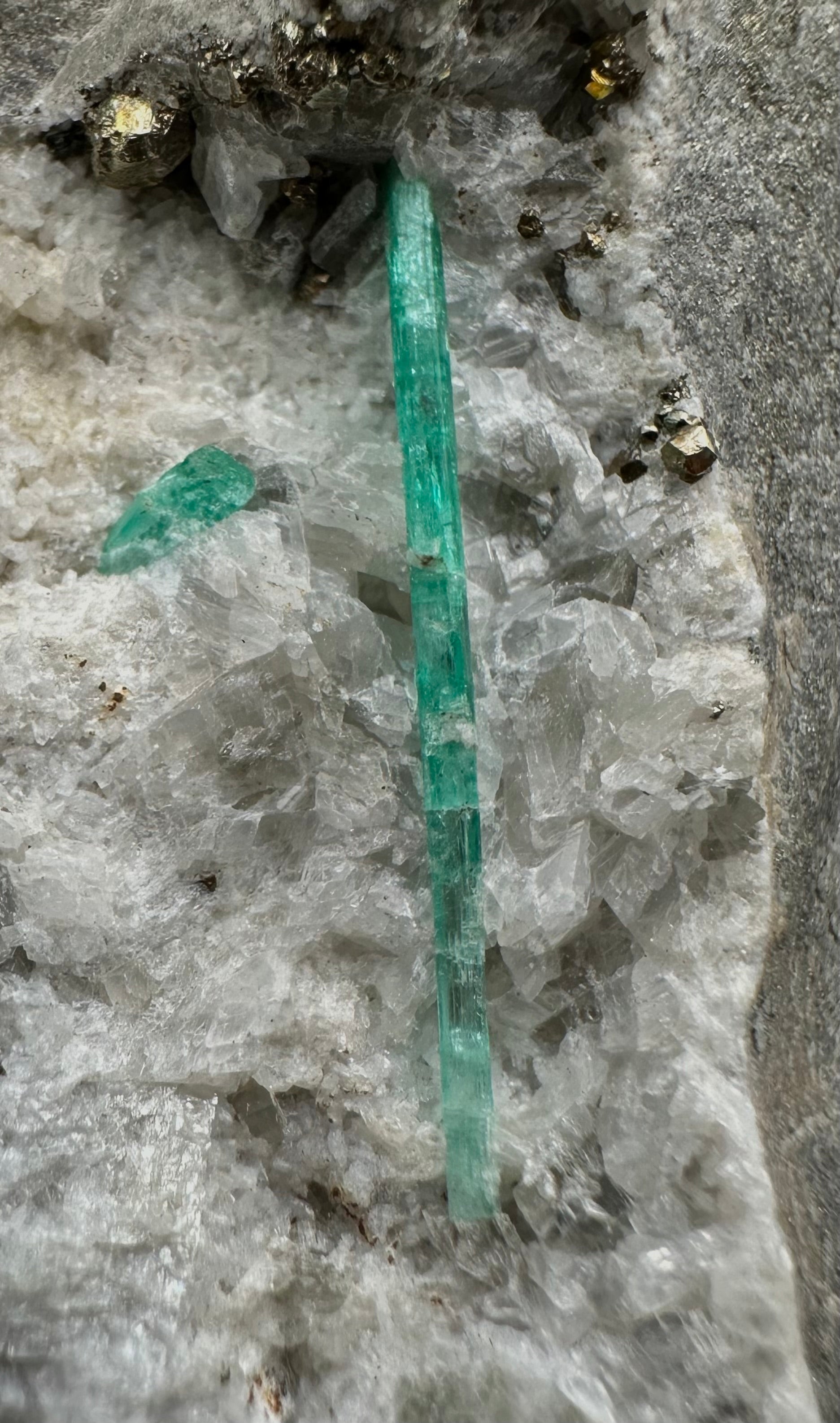 Emerald – Chivor – Boyaca, Colombia - SM077